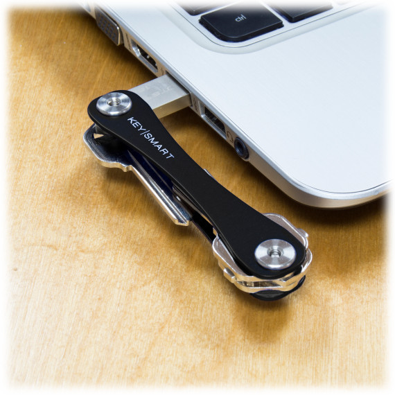 KeySmart Original Compact Key Holder in Gift Box (Black)
