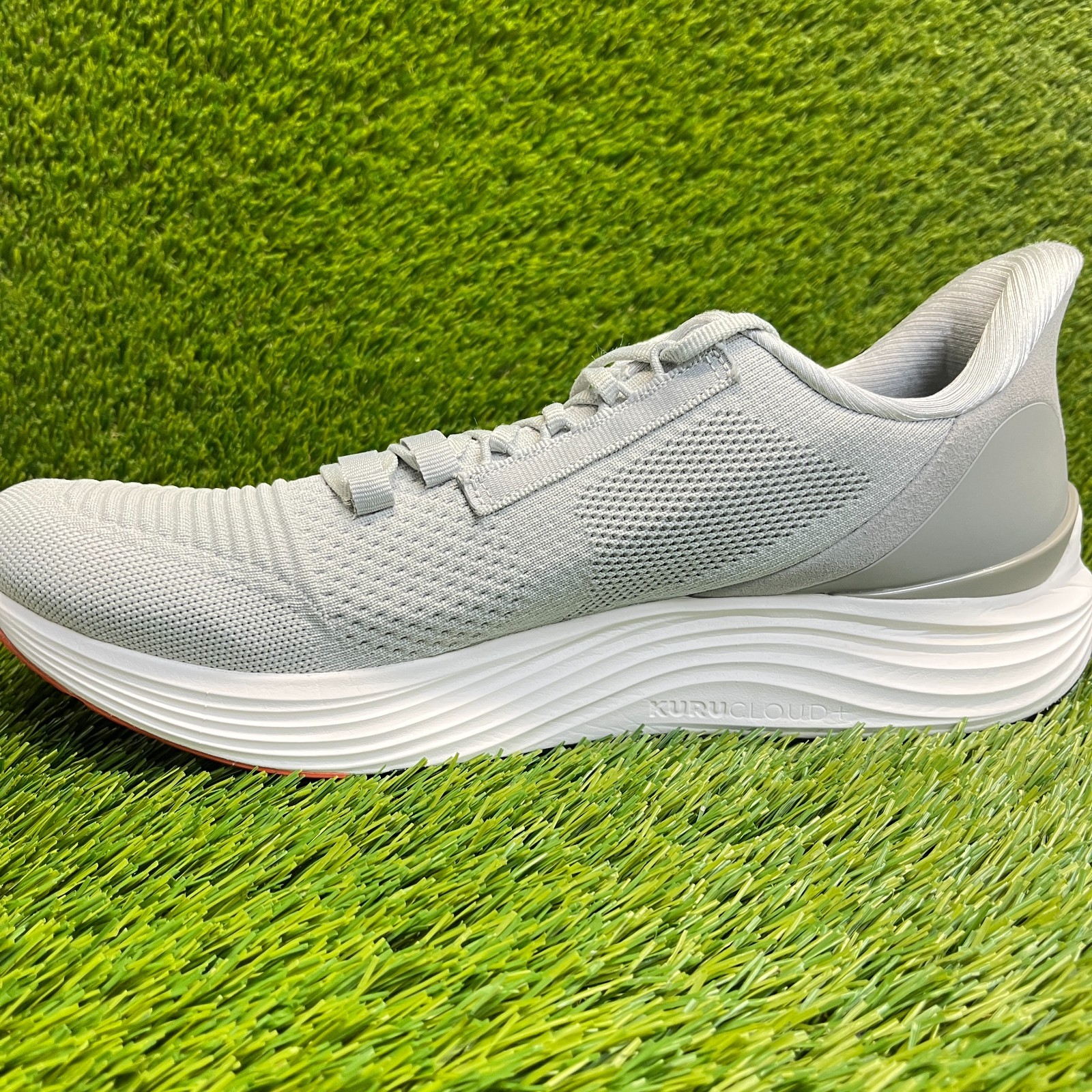 Kuru Atom 2 Mens Size 12.5 Gray White Athletic Running Walking Shoes Sneakers