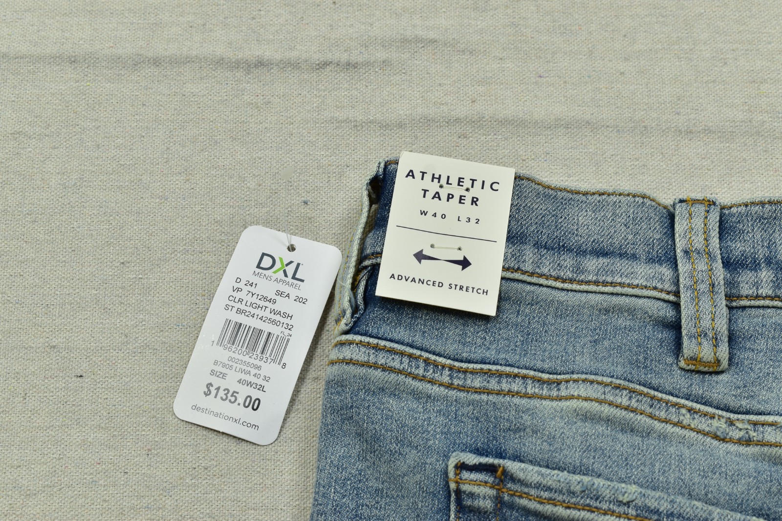 Lucky Brand Men’s Athletic Taper Denim Jeans Light Wash Blue Stretch 40×32 NEW