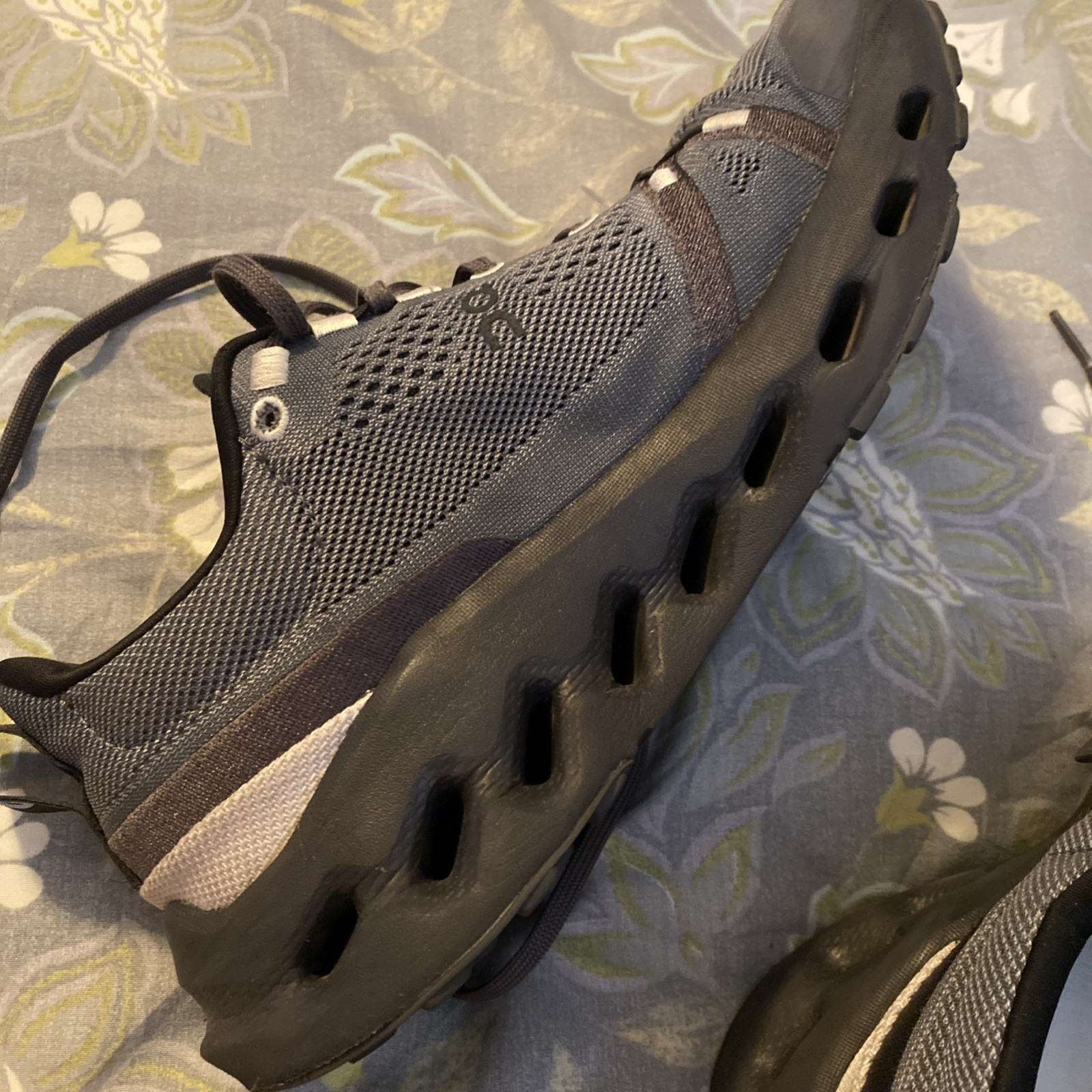 On Cloudsurfer Trail Running Shoes In Eclipse/Black (3WE10100264) – W. Size 9