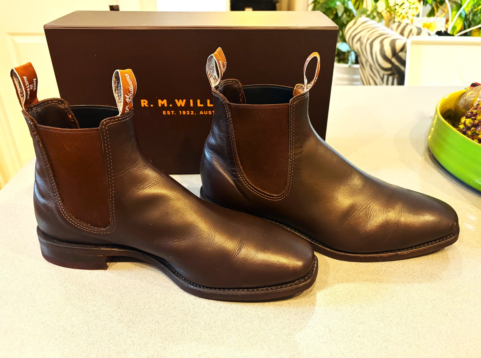 R. M. Williams Hand Made Luxury Men’s Boots – Size 11.5