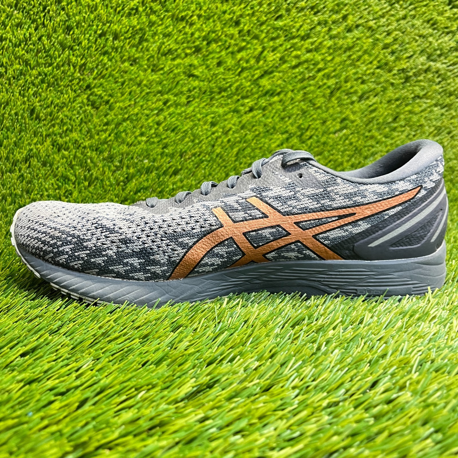 Asics Gel-DS Trainer 25 Mens Size 9 Gray Gold Athletic Running Shoes Sneakers