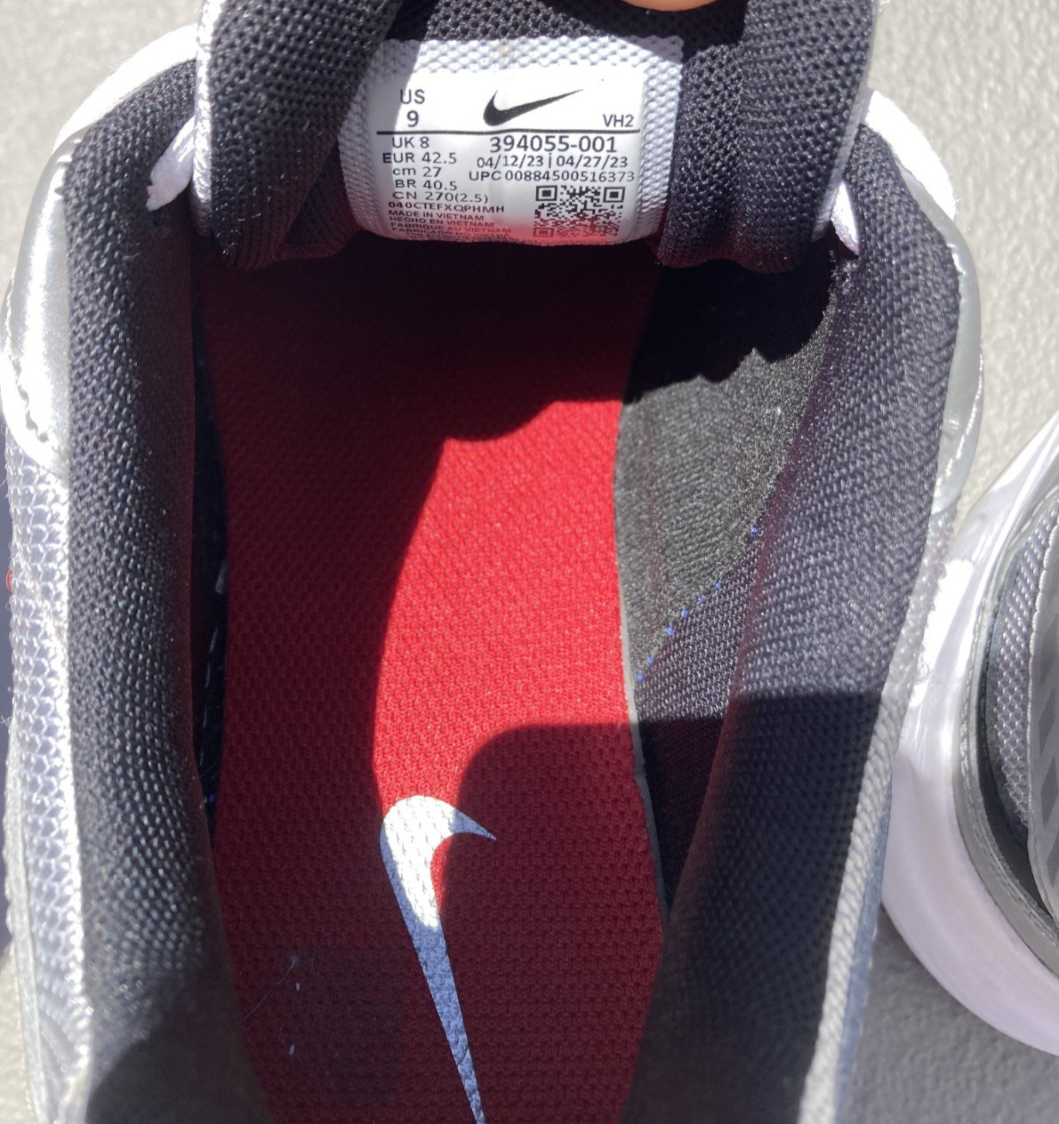 Nike Initiator Running Shoes Mens Size 9 Silver Red Navy Athletic Sneakers Y2K