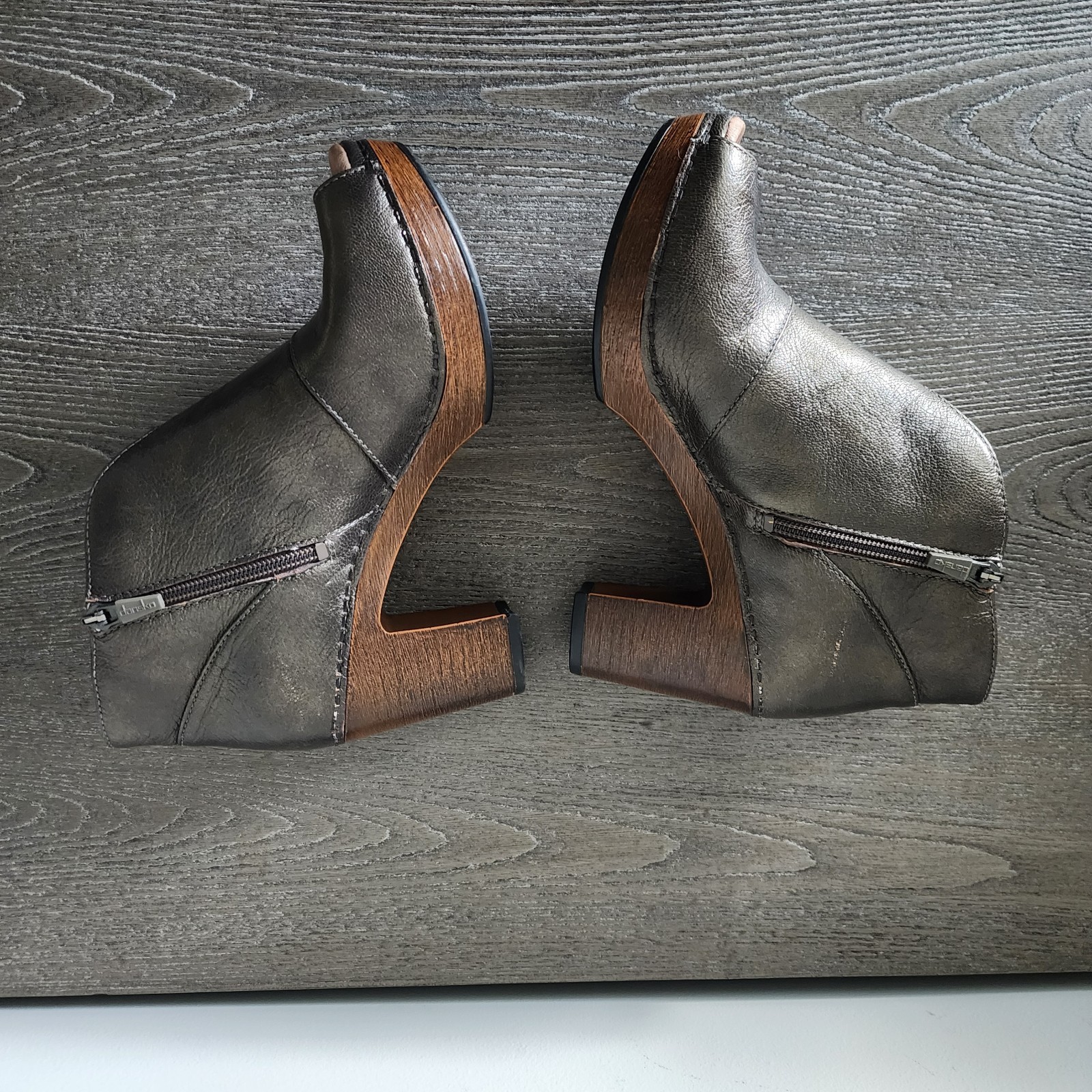 Dansko Delphina Bronze Leather Peep Toe Booties 37 6.5 7 Comfort Block Heel Boho