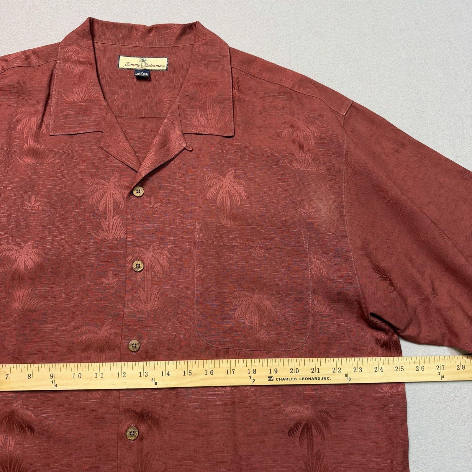Tommy Bahama Shirt Men XLarge Red Silk Palm Tree Aloha Camp Casual Resort Hawaii