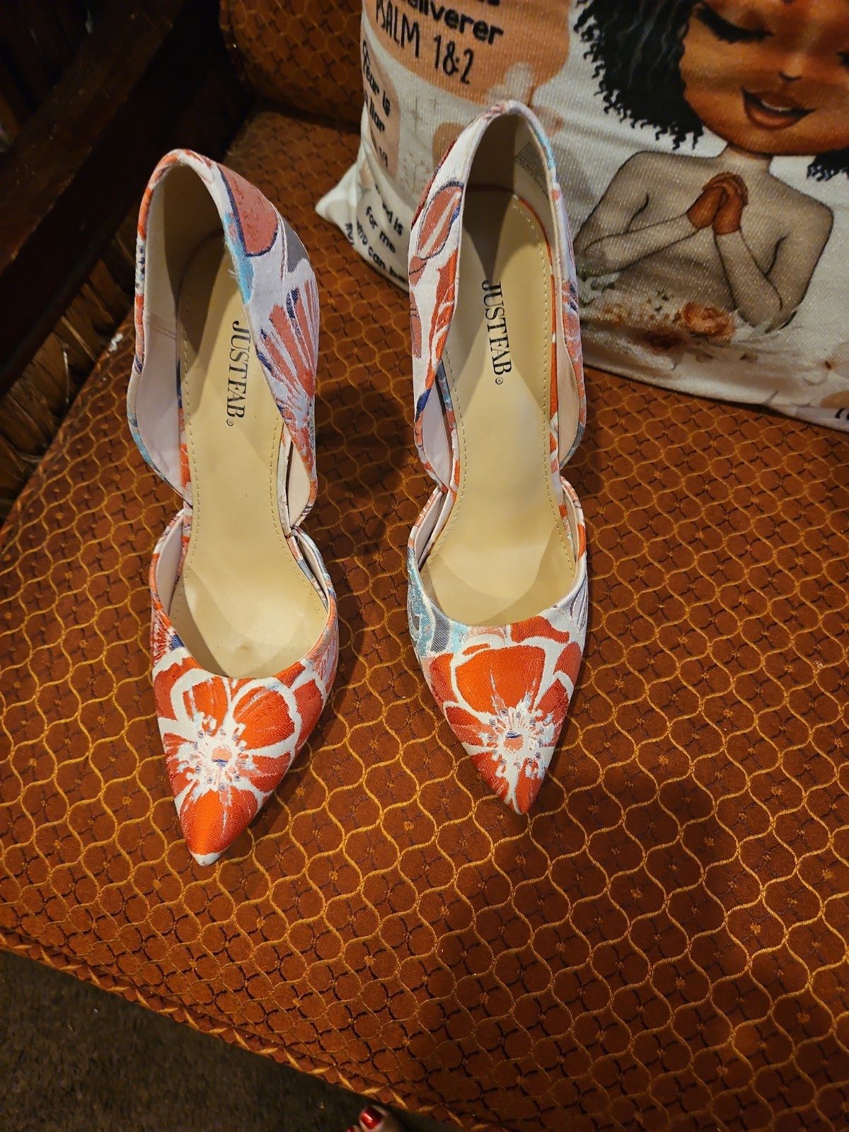 Lot Of 4 Pairs Of women Shoes in great condition