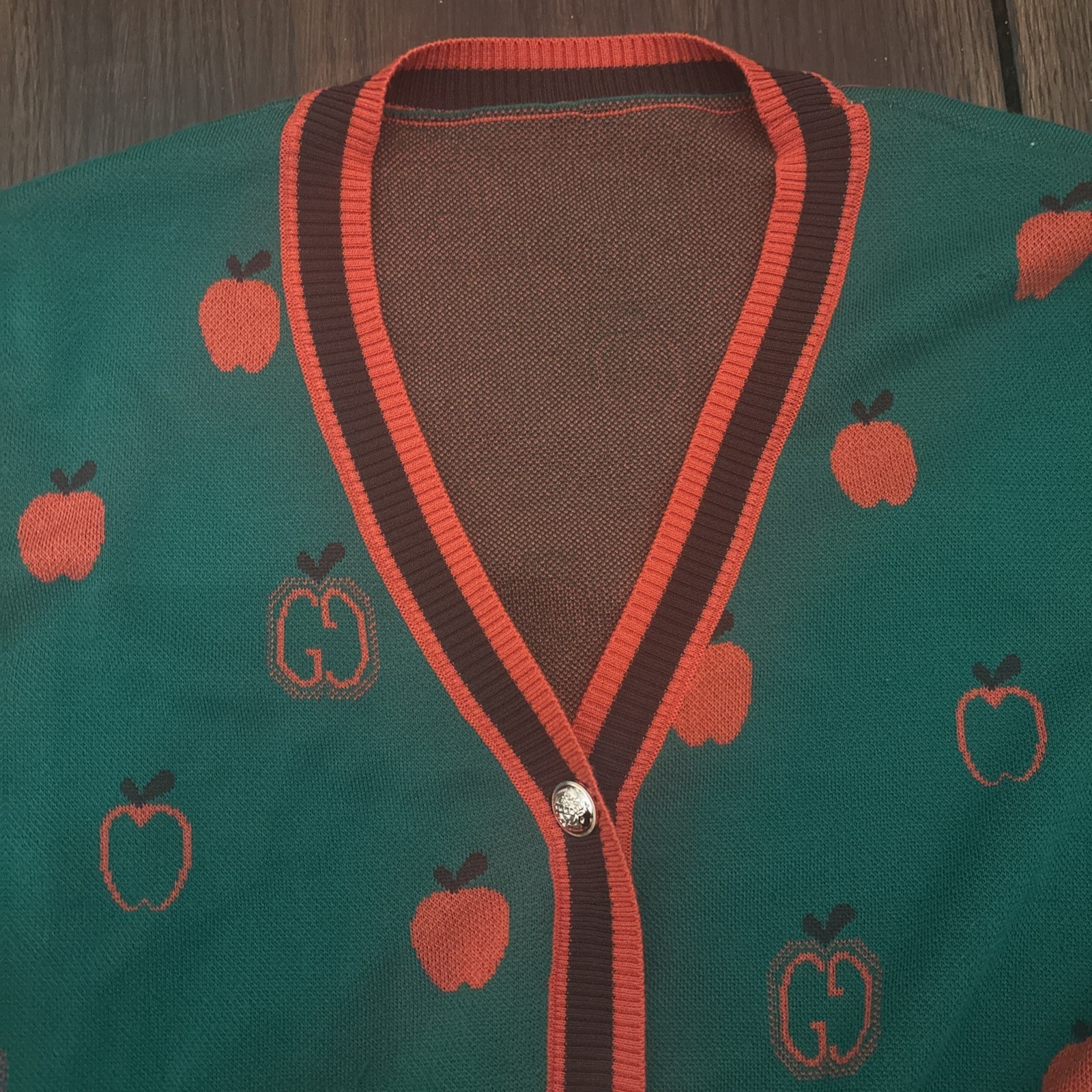Womens Long Sleeve Teacher Sweater Green Brown Orange Apple Pattern Size Large