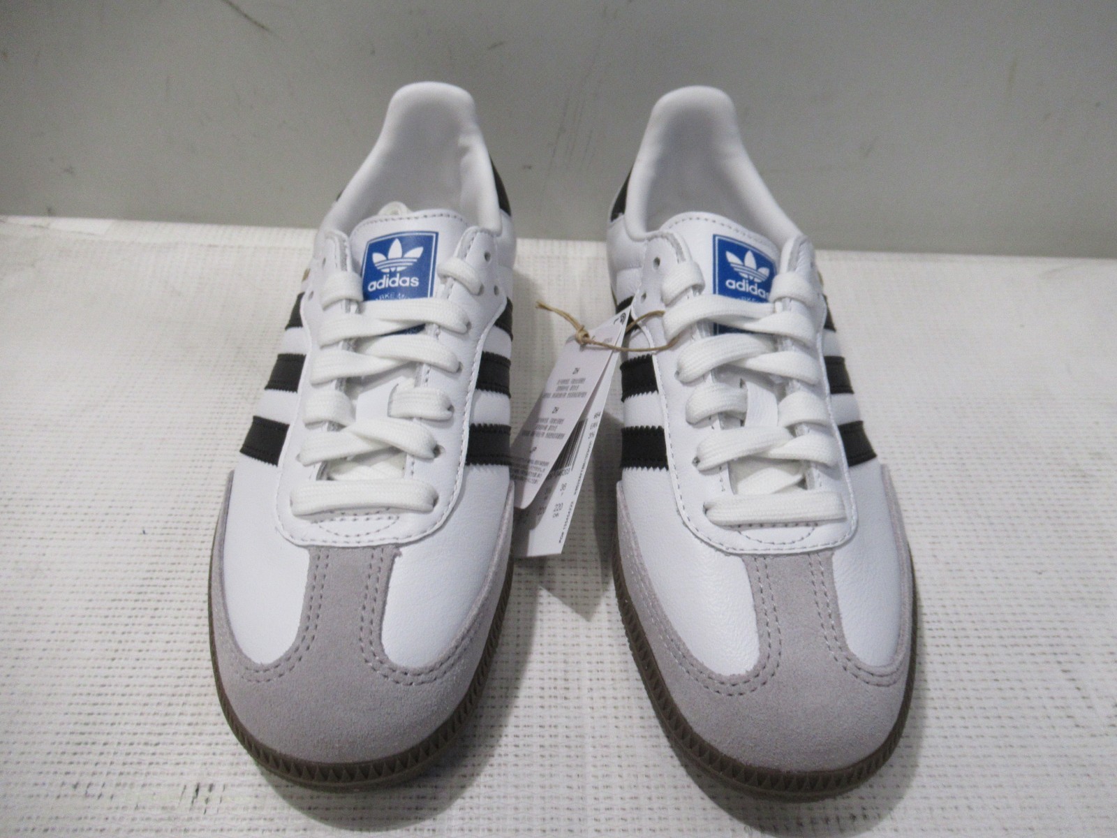Adidas Samba OG White/Black/Granite Low top Shoes Size Men’s 4 Women’s 5