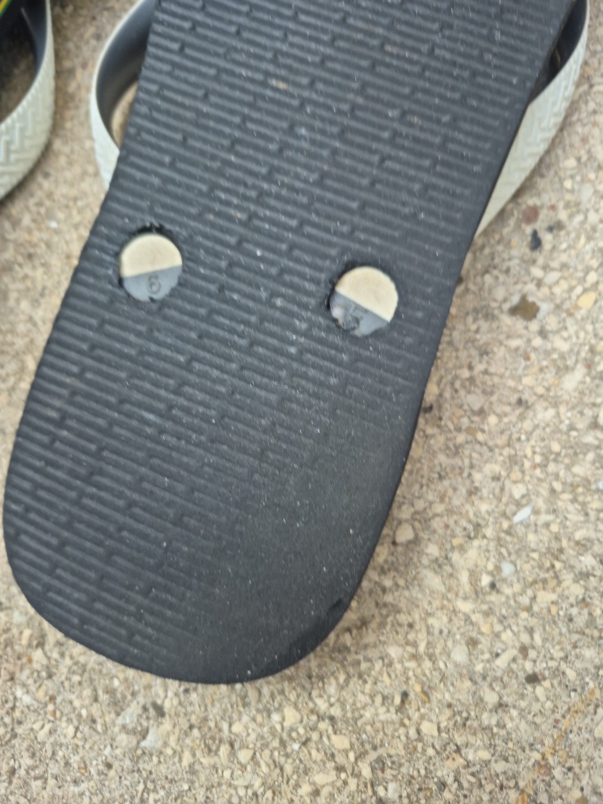 Havaianas Brazil Logo Flip Flops Men’s 11-12 Rubber Sandals Brazilian Flag