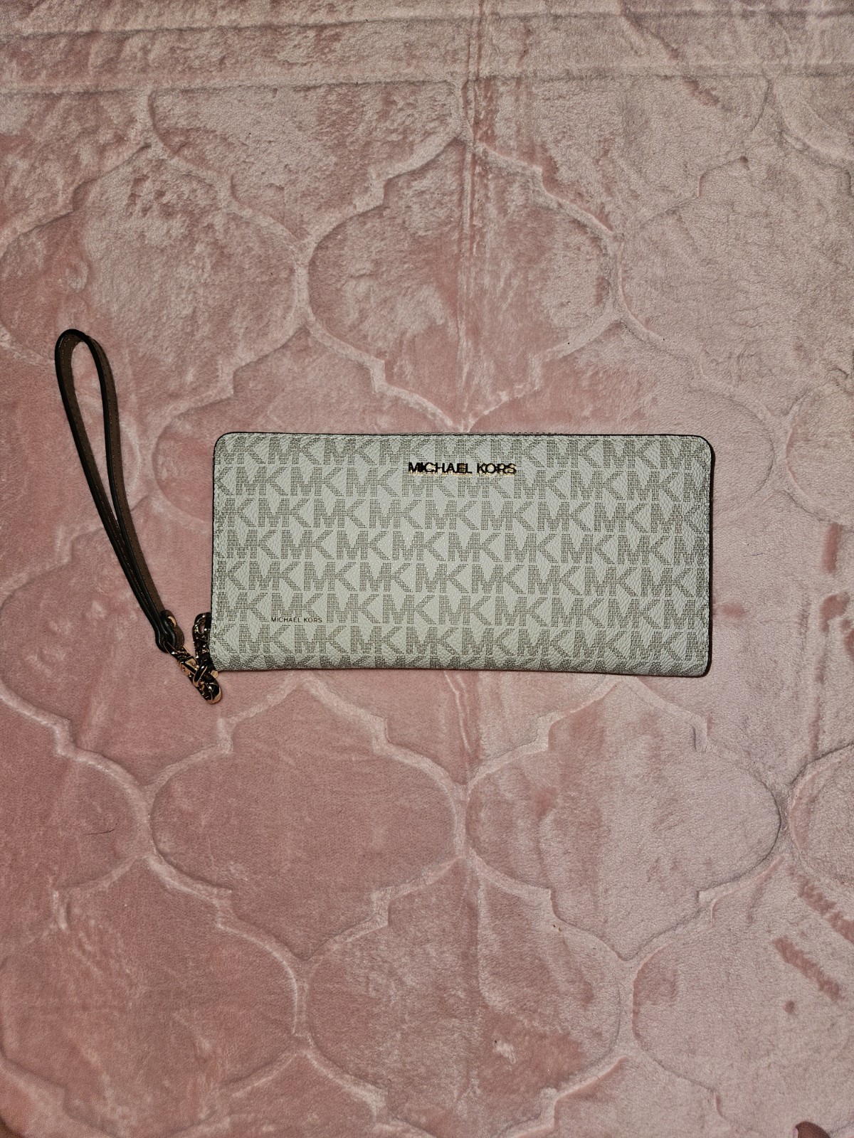 Michael Kors Logo Zip-Around Wristlet Wallet Organizer, Photo Holder Beige/Brown