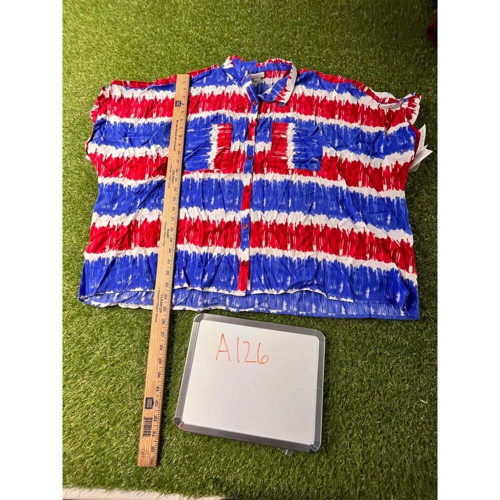 LuLaRoe Women’s Red, White, and Blue Tie-Dye Button-Up Shirt 2XL