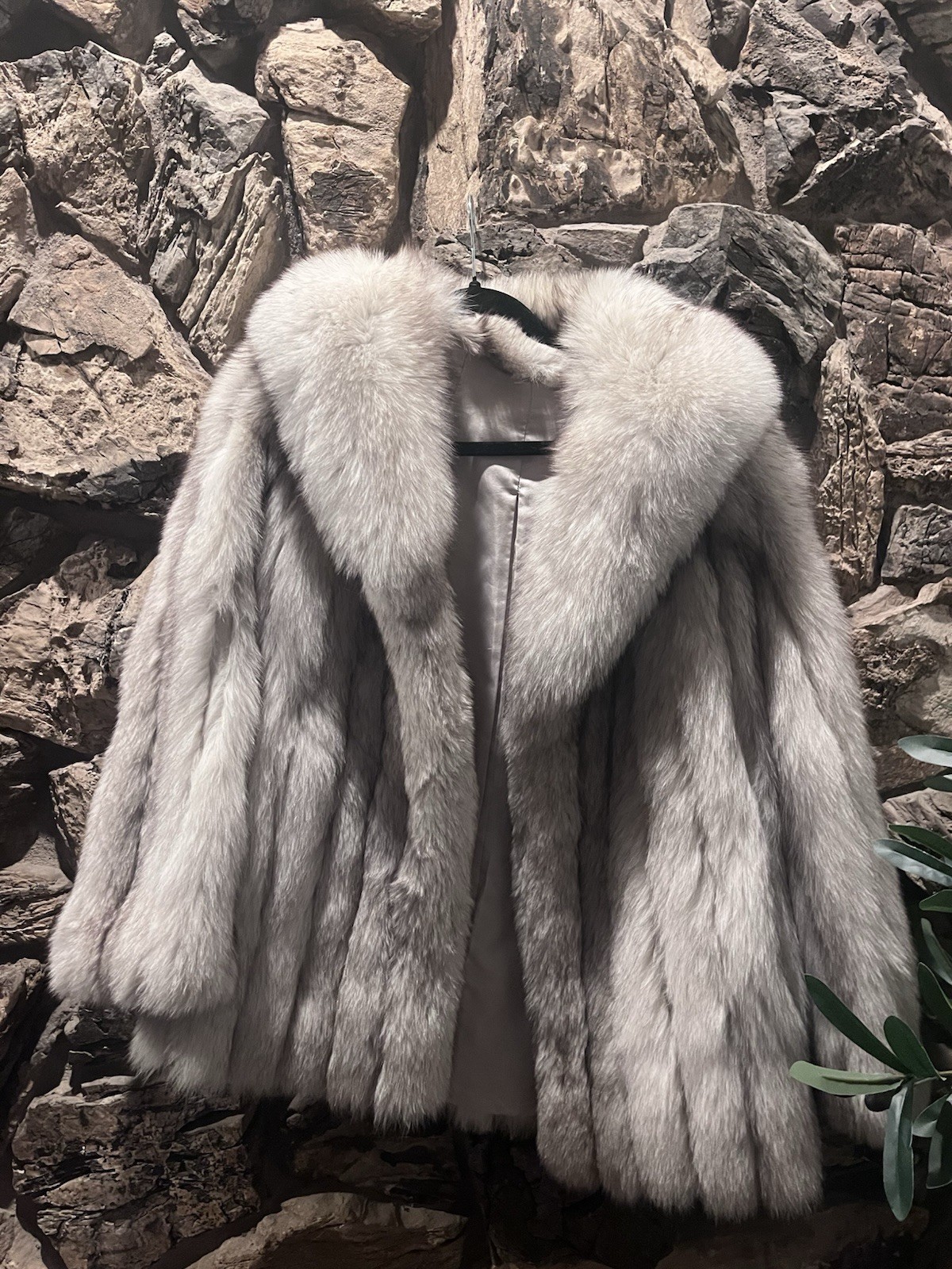 Gray blue fox Fur Collared Mid-Length Women’s Overcoat Long Sleeve