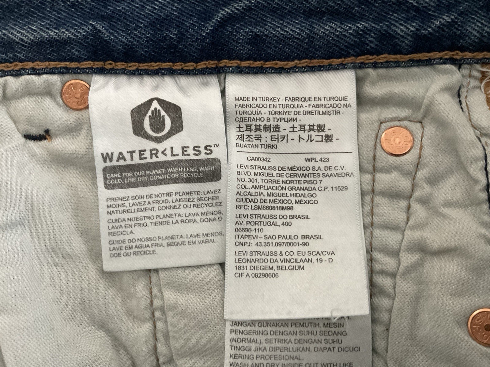 Levi’s 501 ‘93 Straight Made And Crafted Jeans. Men’s 36 X 32. Big E.