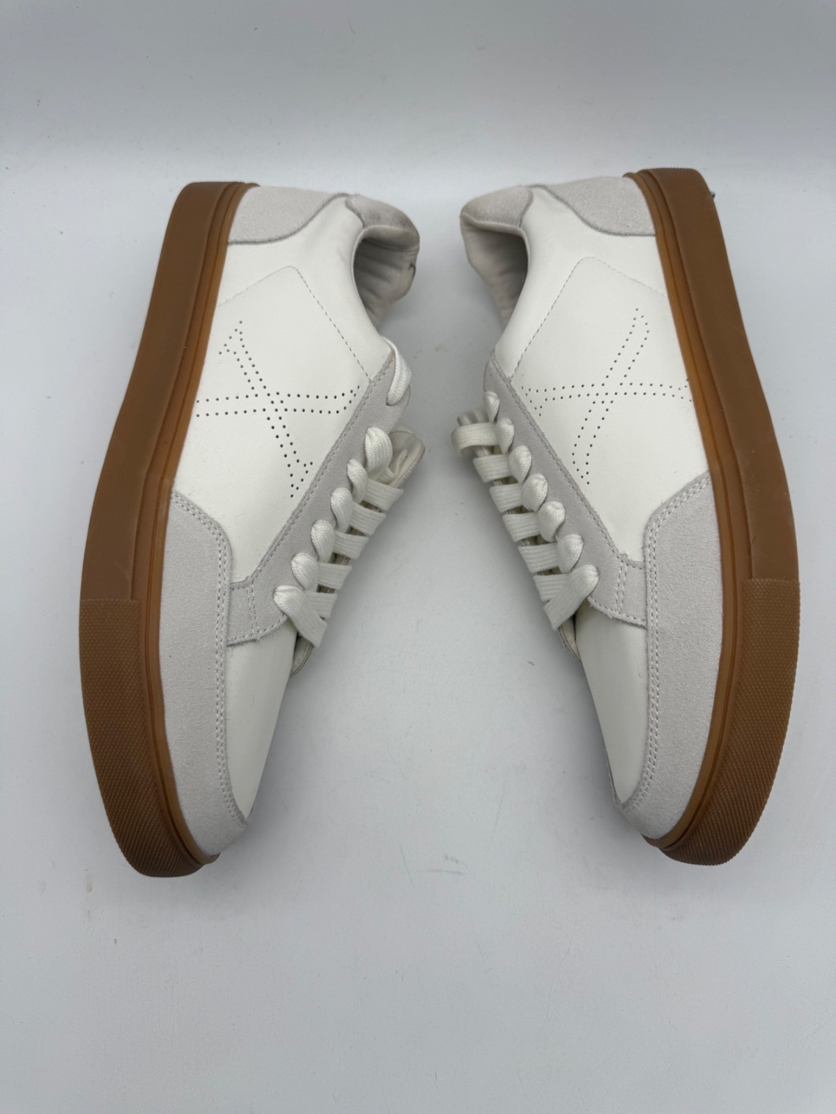 BRAND NEW Express White Sneakers PU Leather with Suede Detail Gum Sole Size 10