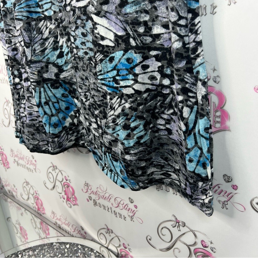 Witty is pretty tshirt butterfly 🦋 wings Elegant Black and Blue Patterned Top