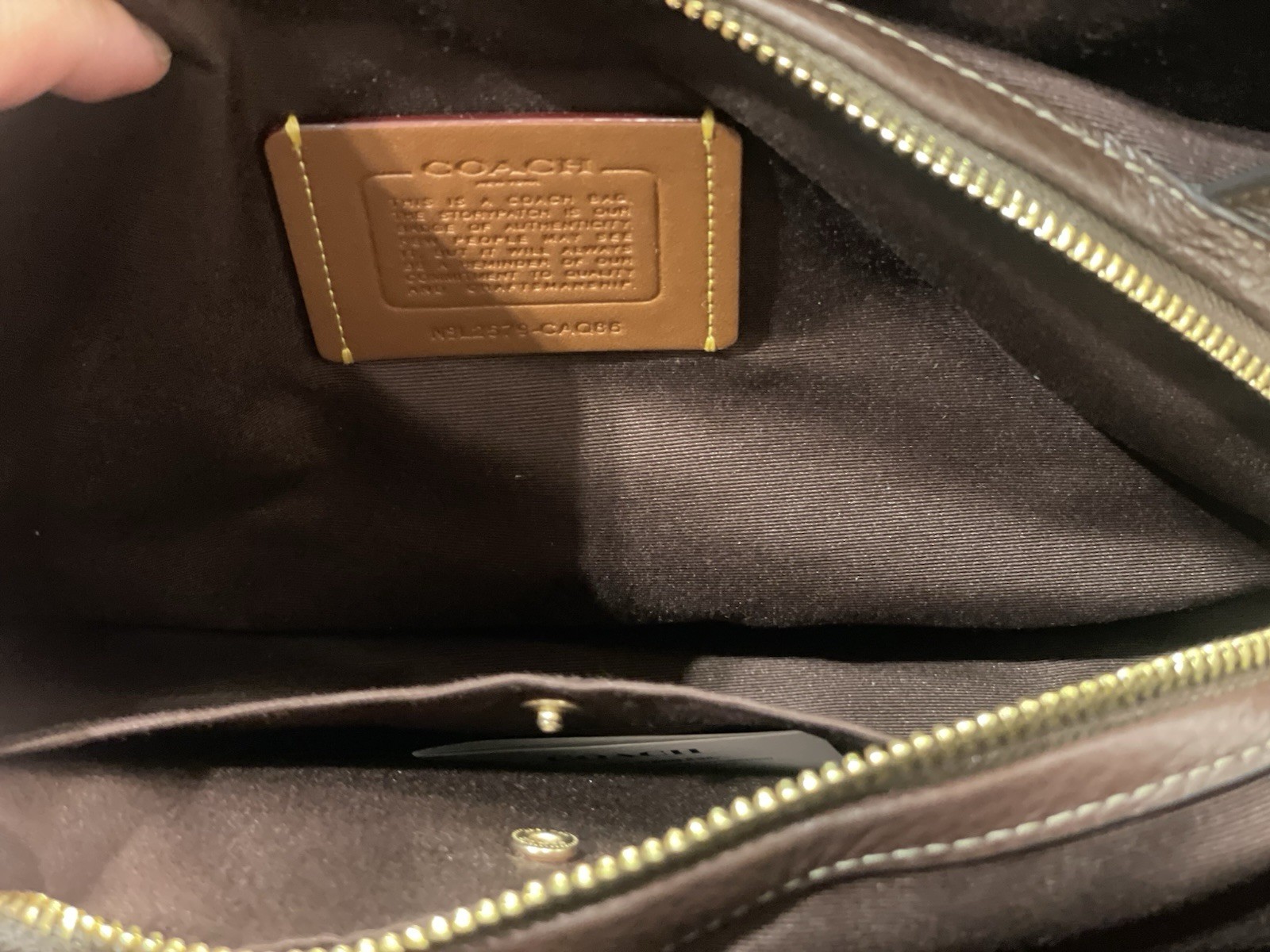 Coach Erin Shoulder Bag In pebble Leather In Gold/Maple CAQ86 NWT