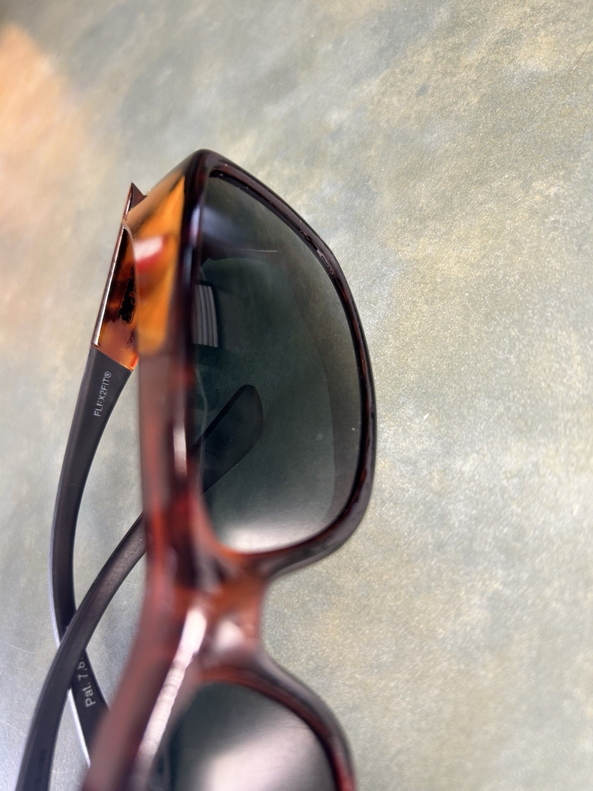 COCOONS Fit Over Sunglasses Medium Large Polarized Over Glasses As Is
