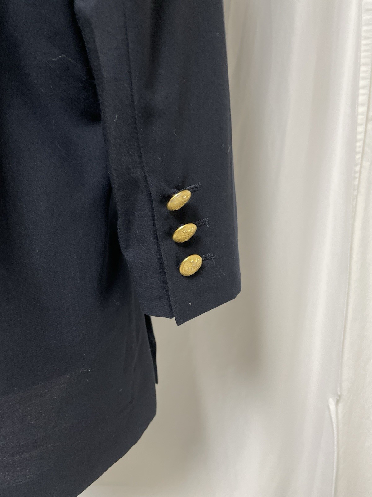 Escada Blazer 38 Fits 12 Italian Made Lightweight Wool Navy Gold Buttons Jacket