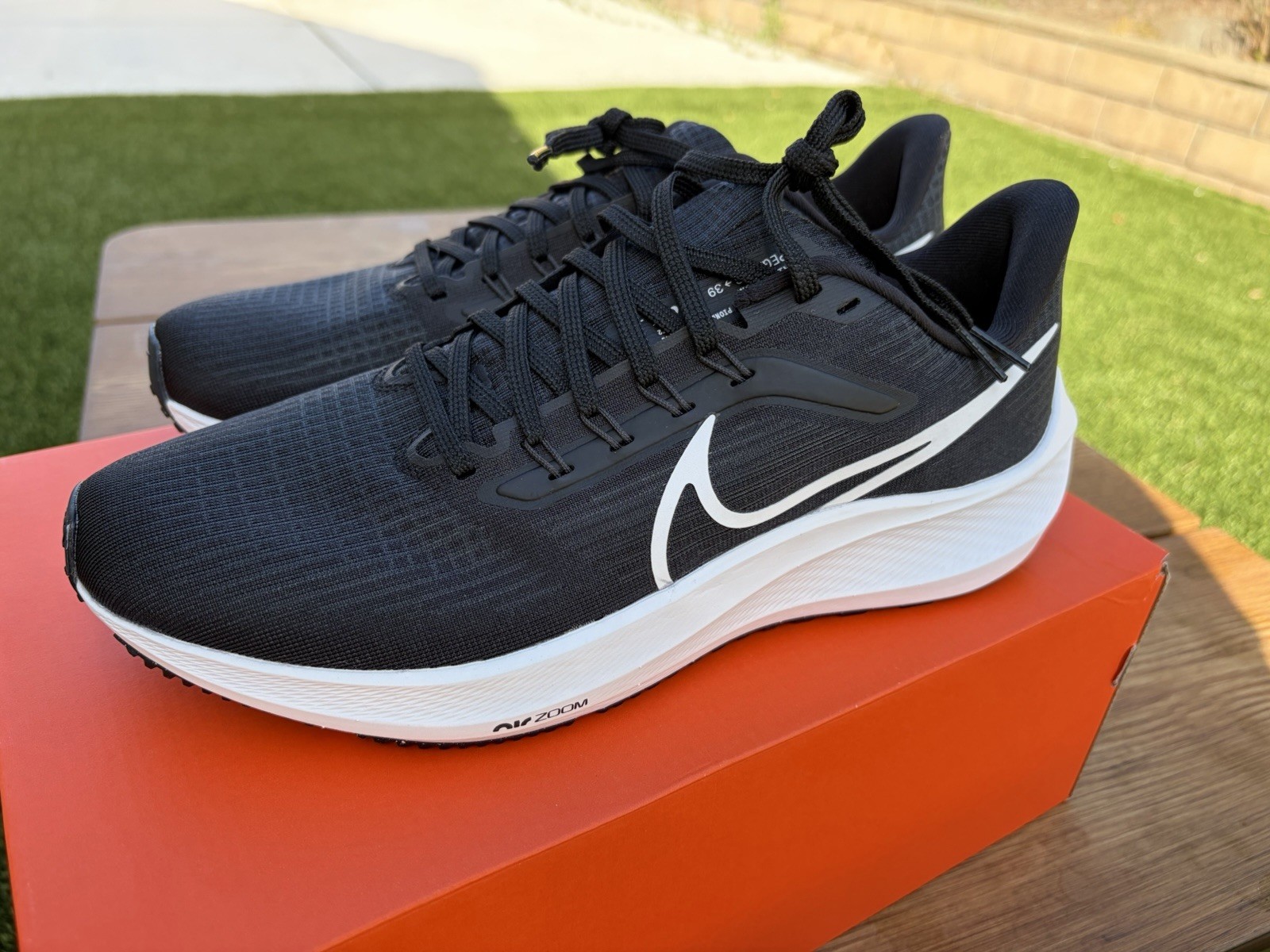 Nike Air Zoom Pegasus 39 Black White Running Men’s Shoe Size 9.5 DH4071-001