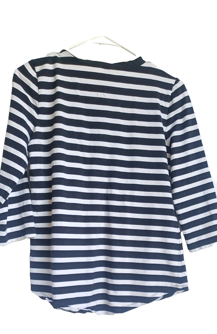 AK – Anne Klein Blouse Small size