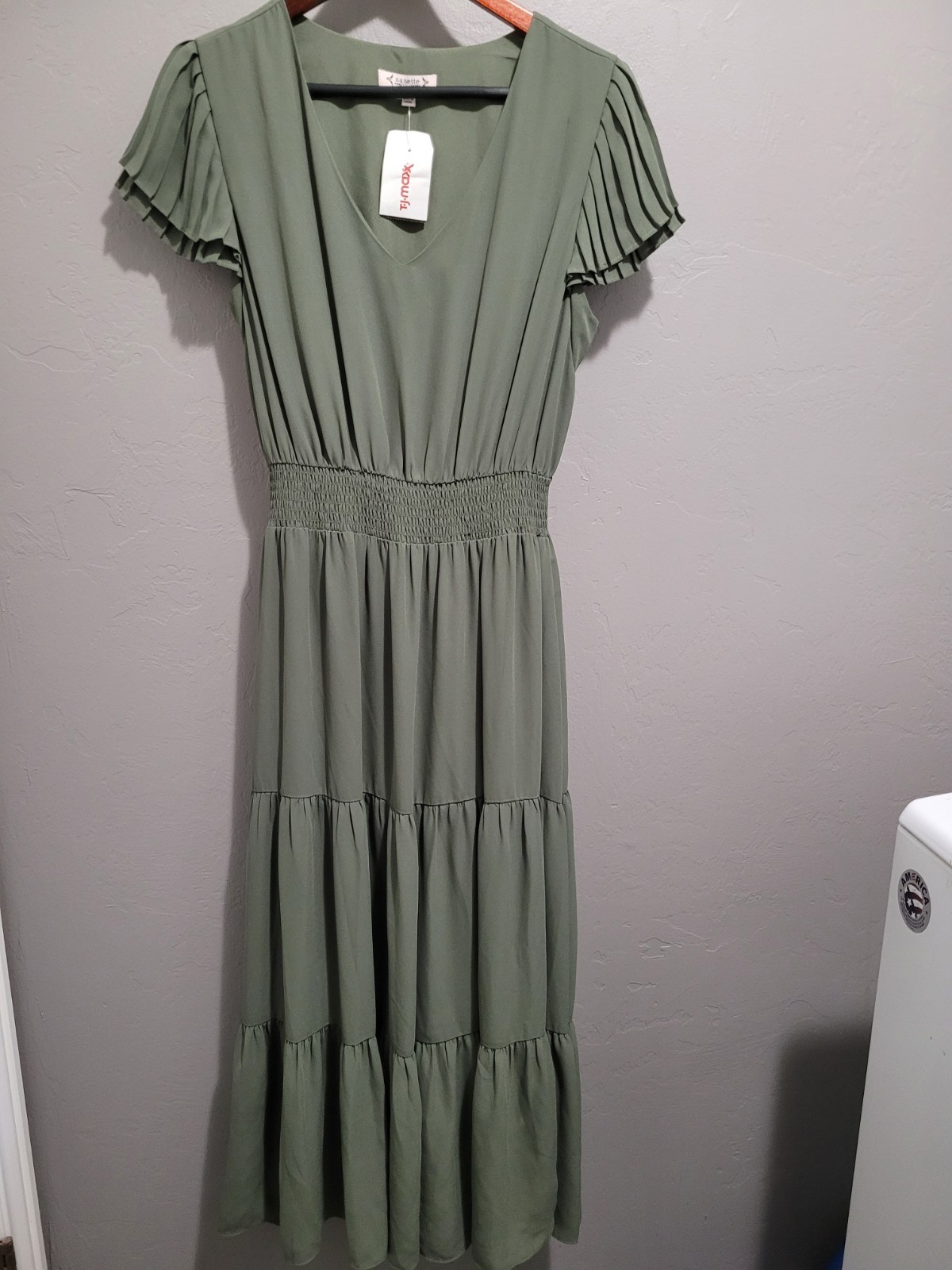 New with tags Nanette Lepore maxi dress with tiered skirt and flutter Sleeves 12