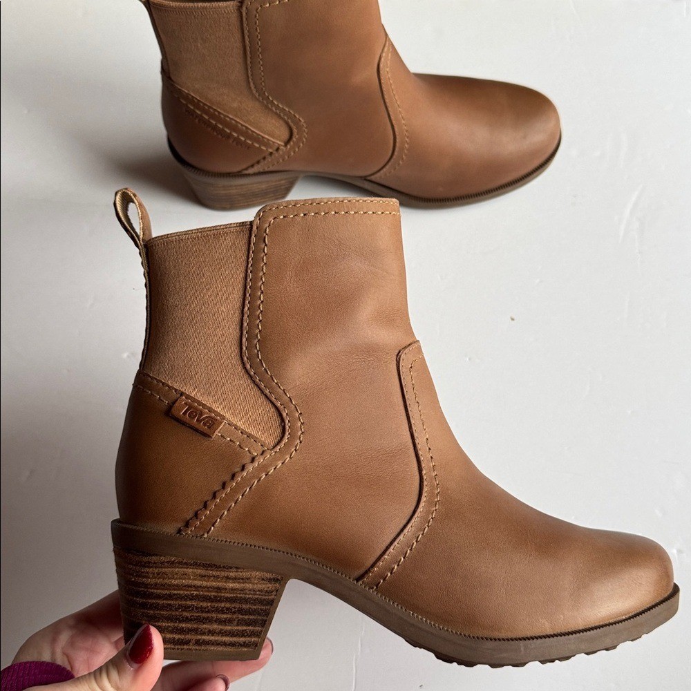 Teva Women’s Anaya Bison Leather Chelsea Boots 1103230 Size 7 Brown Waterproof
