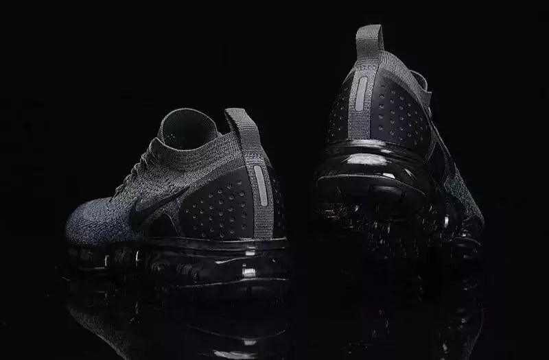 Nike Air Vapormax Flyknit 2 ‘Wolf Grey’ 942842-002