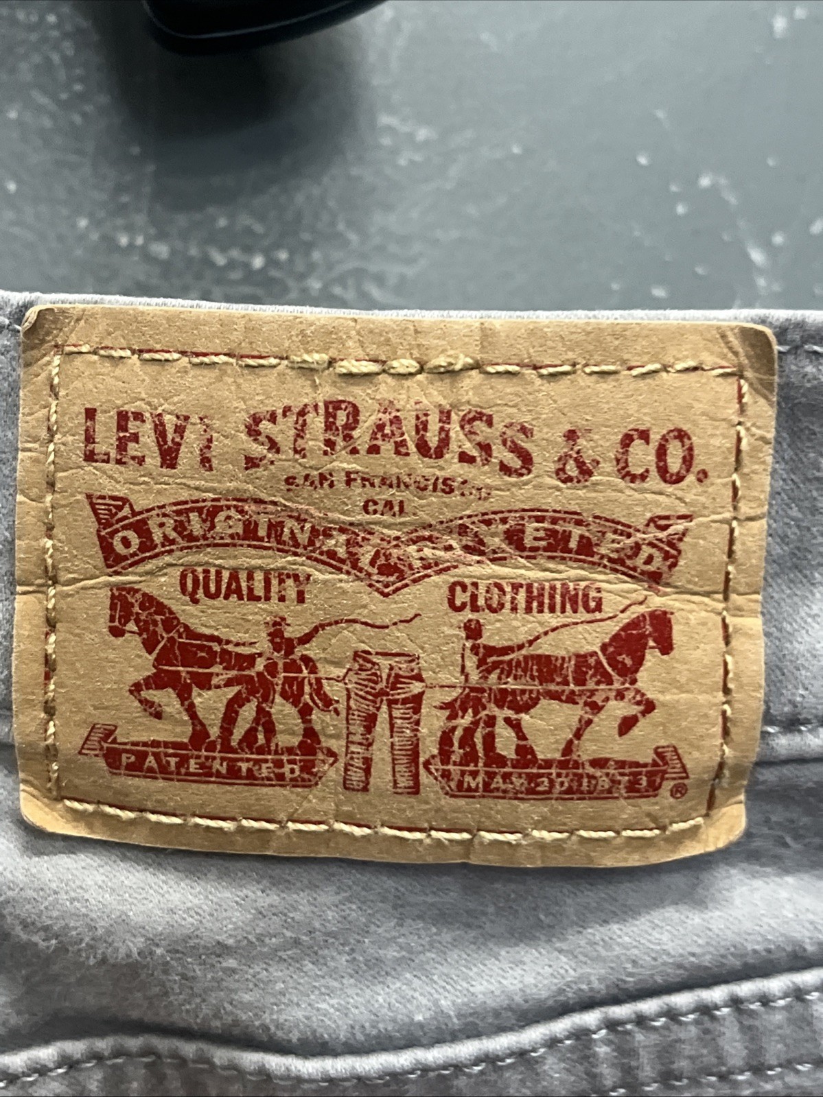 Girl’s Light Ash Gray Levi Strauss Shaping Skinny Jeans Size 26