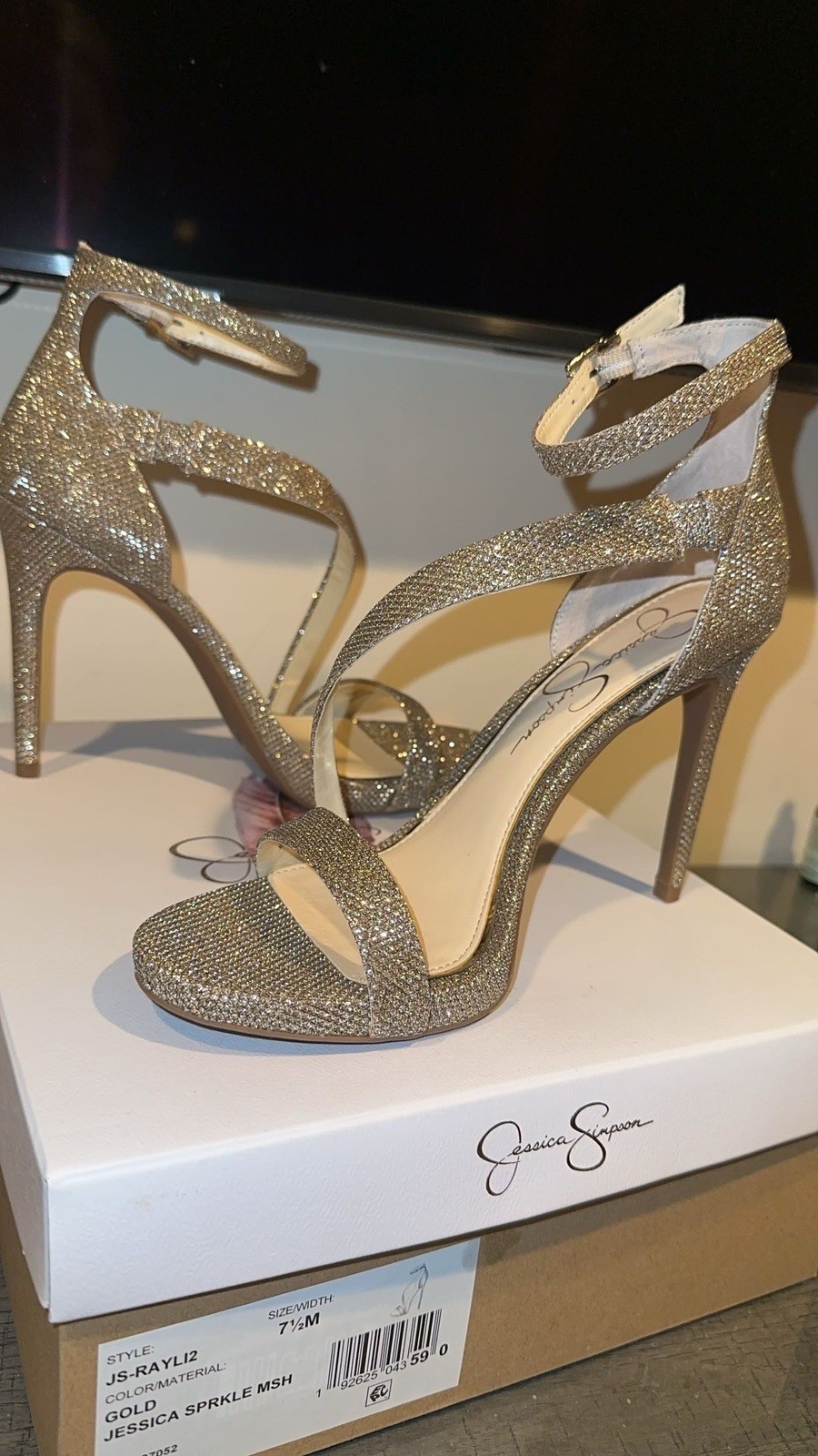 Jessica Simpson Gold Glitter Strappy Heels Women’s Size 7.5 M Open Toe Elegant
