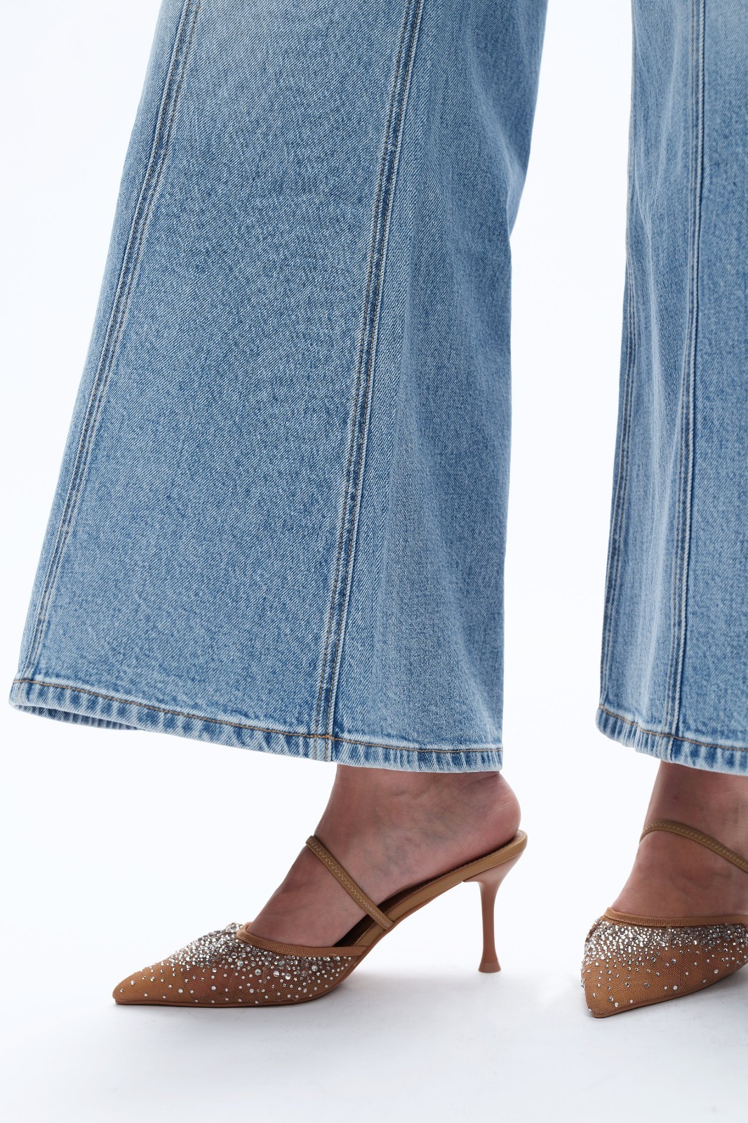 Bayeas Nordstrom mid-rise flare sparkle embellished jeans 26
