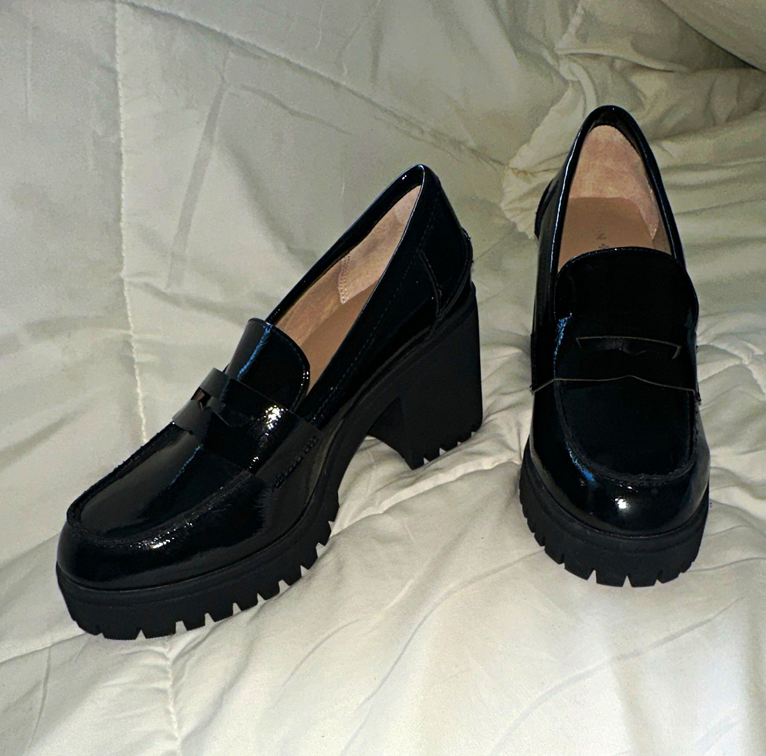 Sun + Stone Women’s Black Patent Slip-On Loafers Round Toe US 7 Man-Made