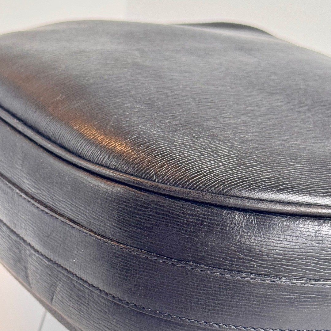 BALLY Vintage Leather Shoulder Bag Black Made in Italy Size: W:9,8 × H:7.9 in.