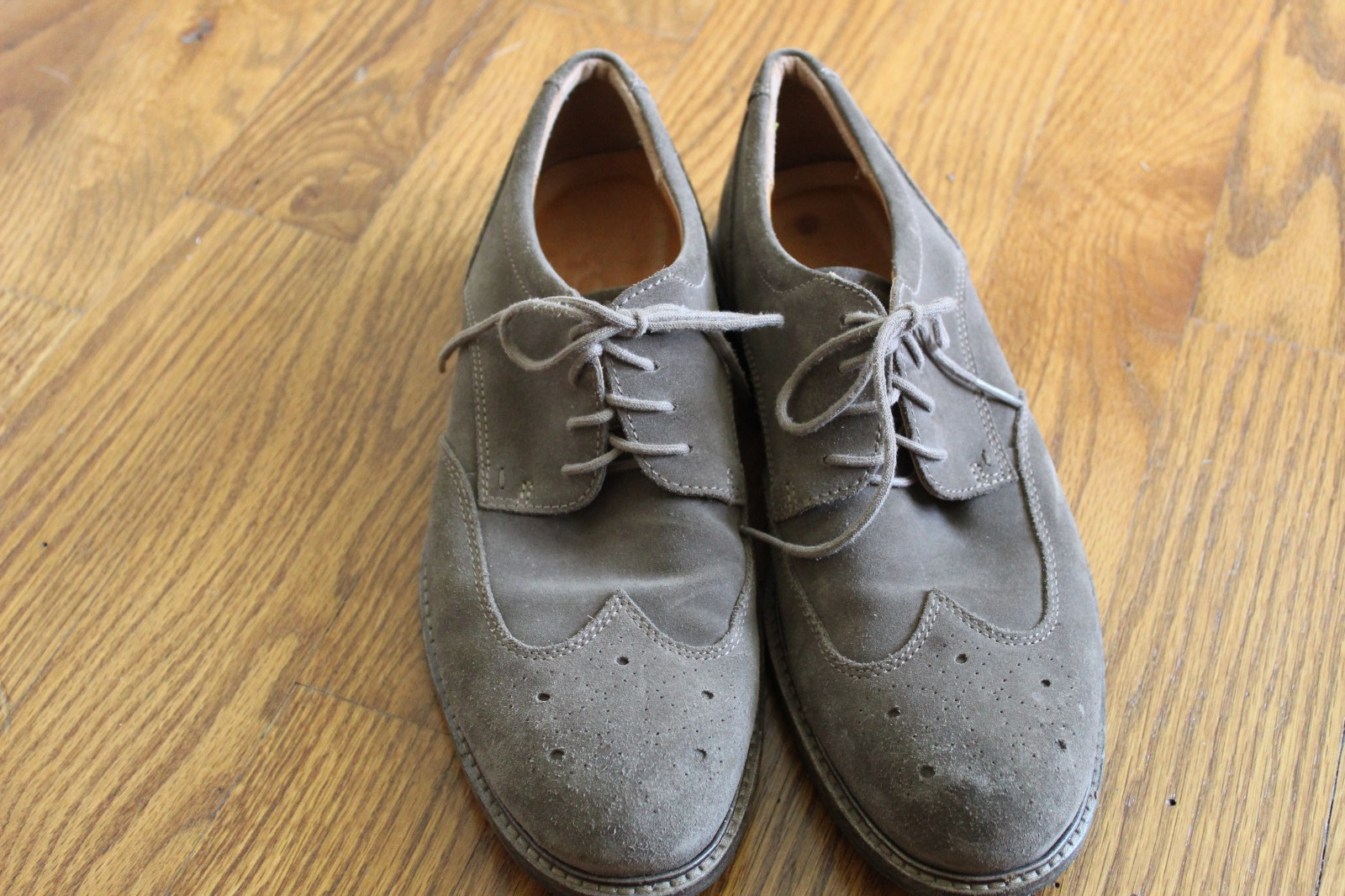 Mens Ecco Suede lace up spectator shoe Mouse color size 10