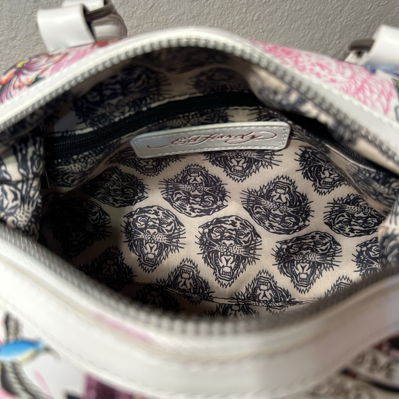 NWT Ed Hardy Satchel / Crossbody Bag – Skulls & More – White Multi