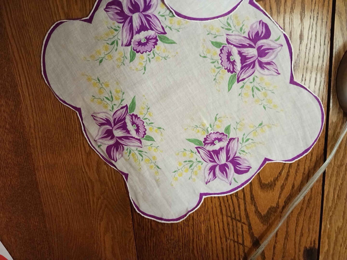 2 Vintage Ladies Hankies -Pretty Purple Irises. 11 X 11.5 in. Nice Condition.