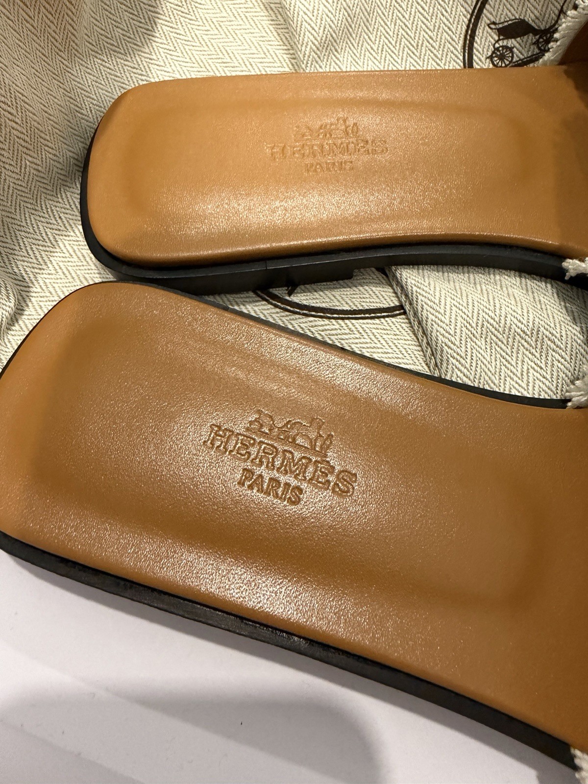 100% Authentic Hermes Oran Sandals women 38.5 BNIB