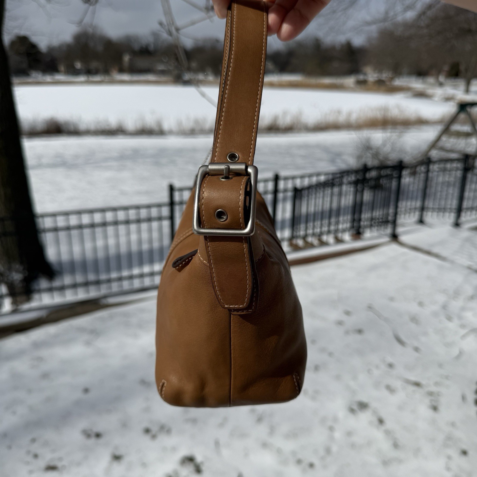 COACH 9564 British Tan Leather Legacy Demi Hobo Shoulder Bag Convertible Strap