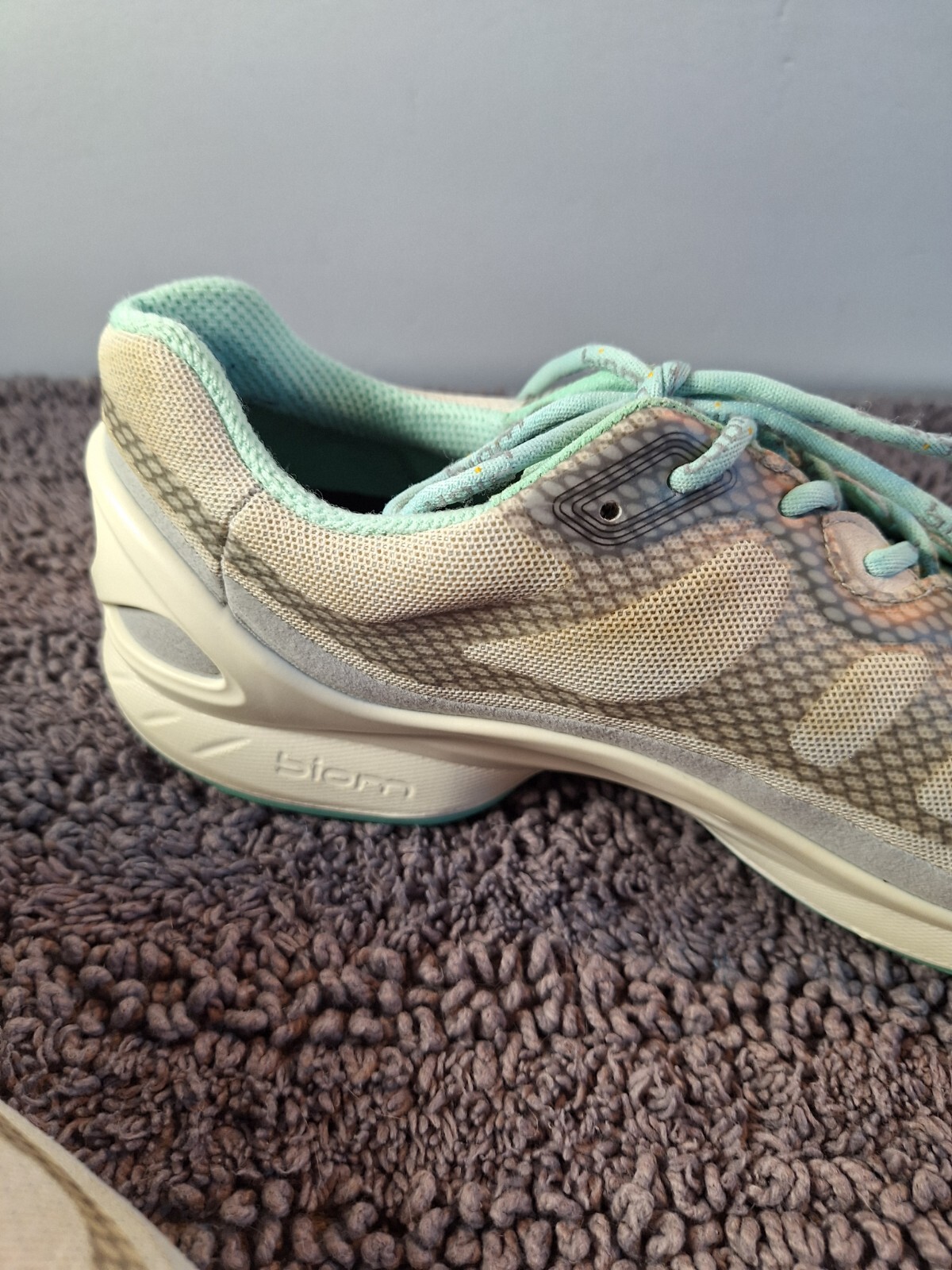 Ecco Biam Sneakers Womans 8 Gray Mint Green Crossfit Athletic Athlesier Active