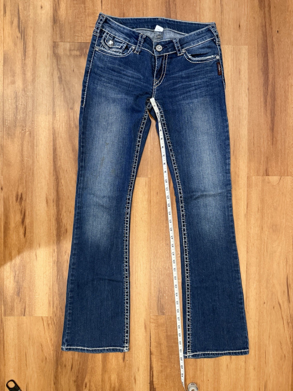 Womens Silver Jeans Dawson 28×33 Blue Denim Flap Pocket Rhinestone Embroidered
