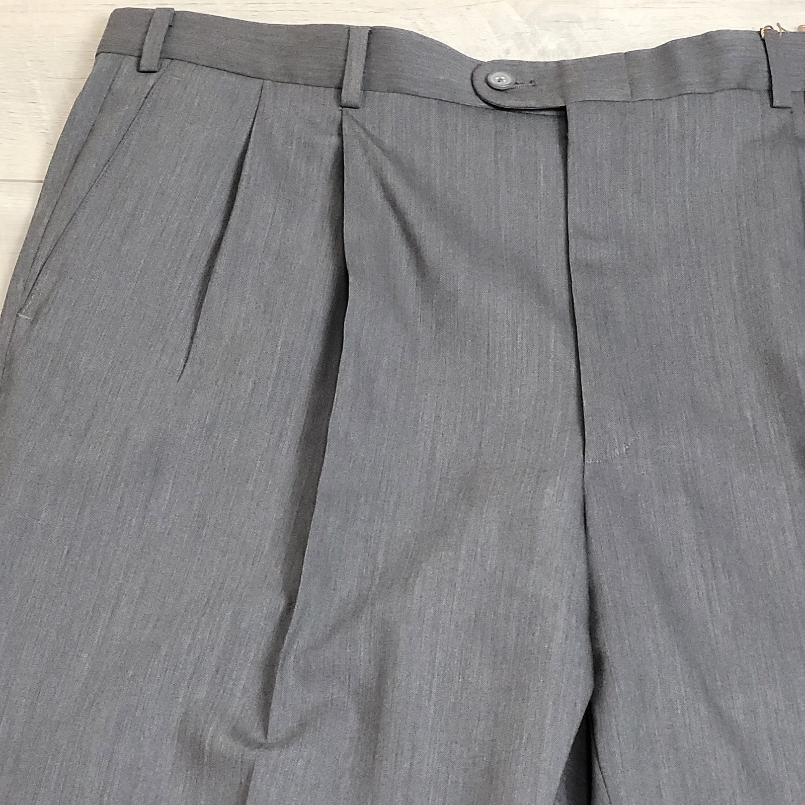 NWT Linea Natruale Pants Men 40 Gray 100% Wool Super 110’s Pleated Unhemmed