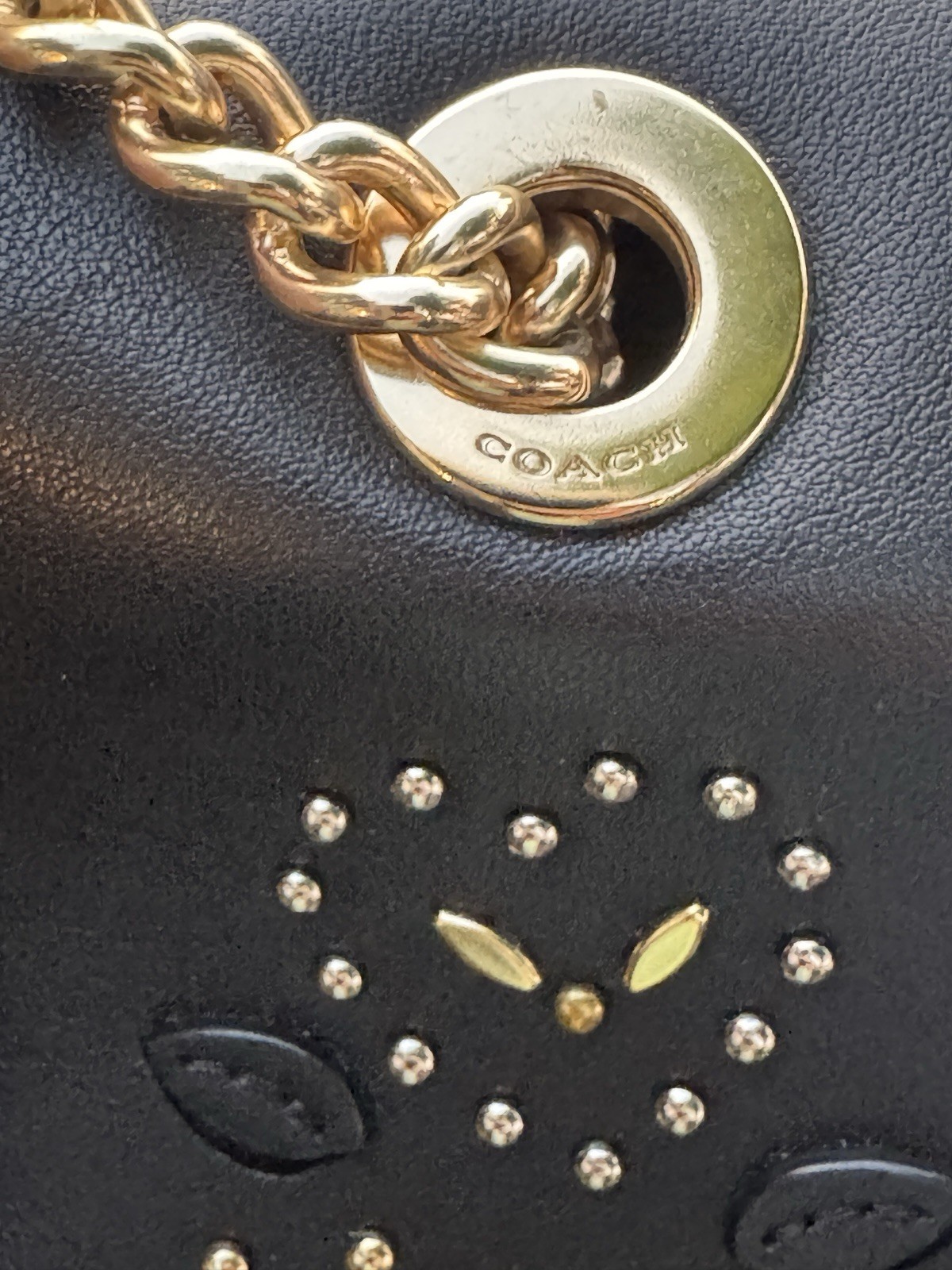 Cassidy Coach Black Studded Shoulder Turn Lock Chain Strap Gold HW
