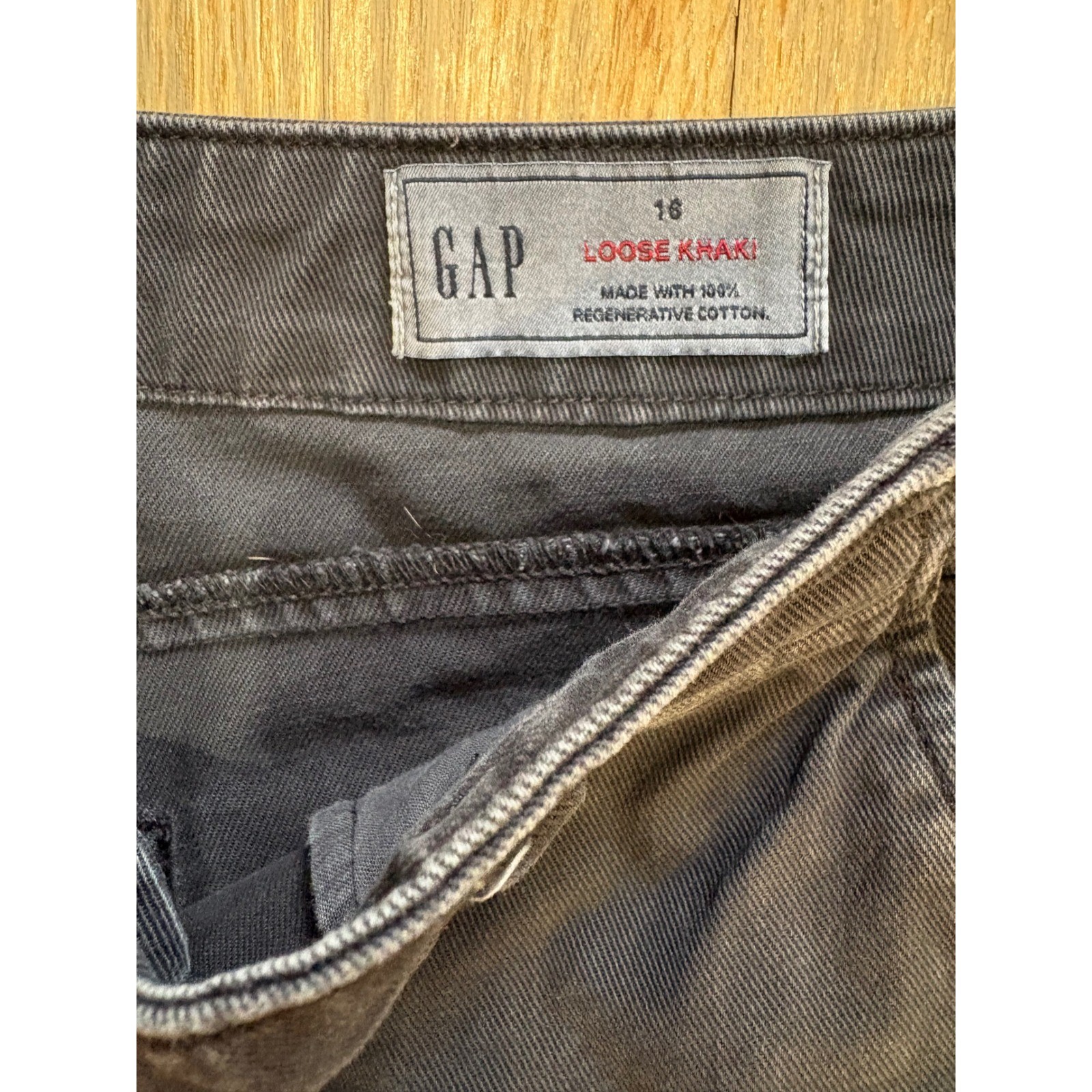 Gap Loose Khaki Wide Leg Pants Women’s Size 16 Black Faded Wash