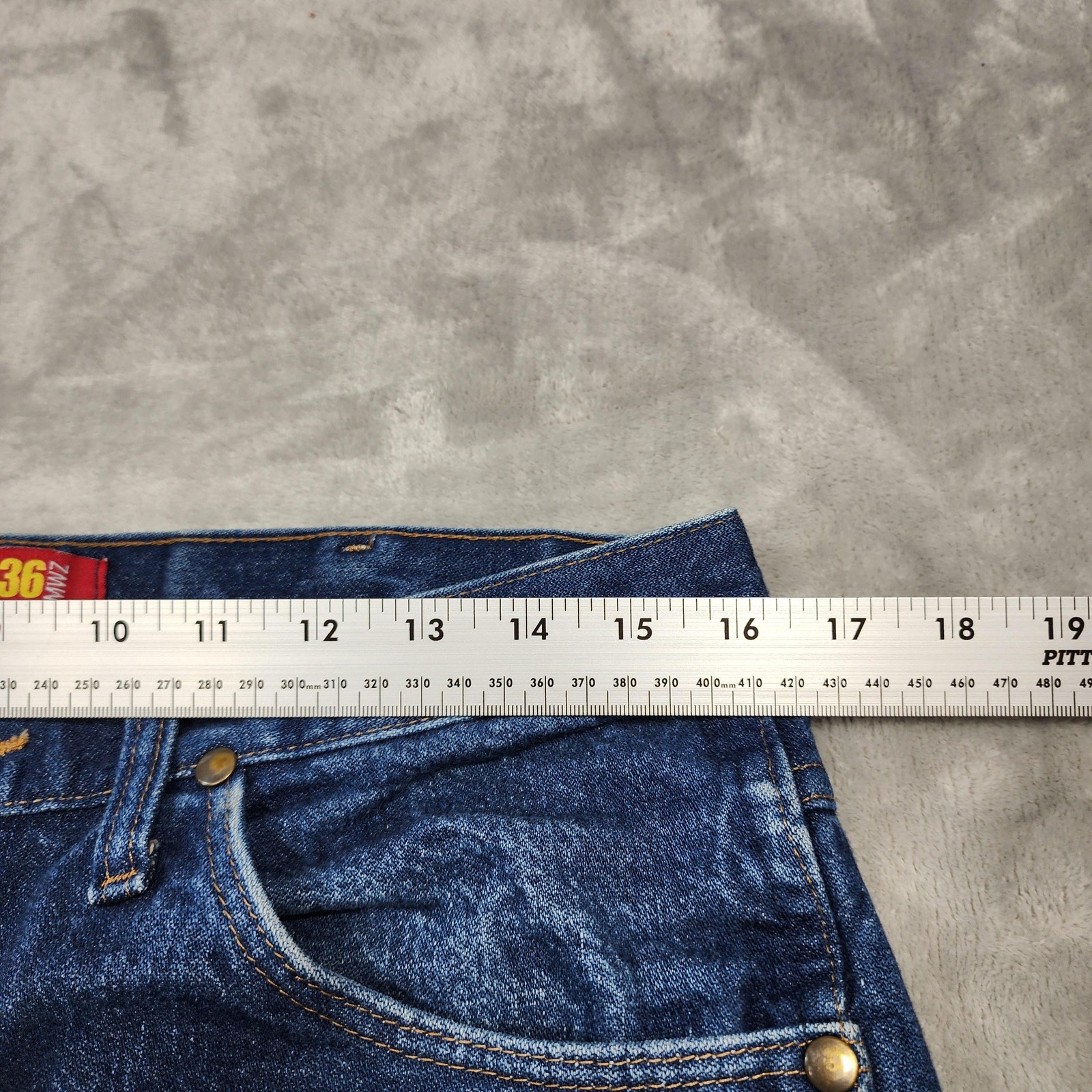 Wrangler Jeans Mens 32×34 Blue Slim Straight Cowboy Cut Denim Western 36MWZ