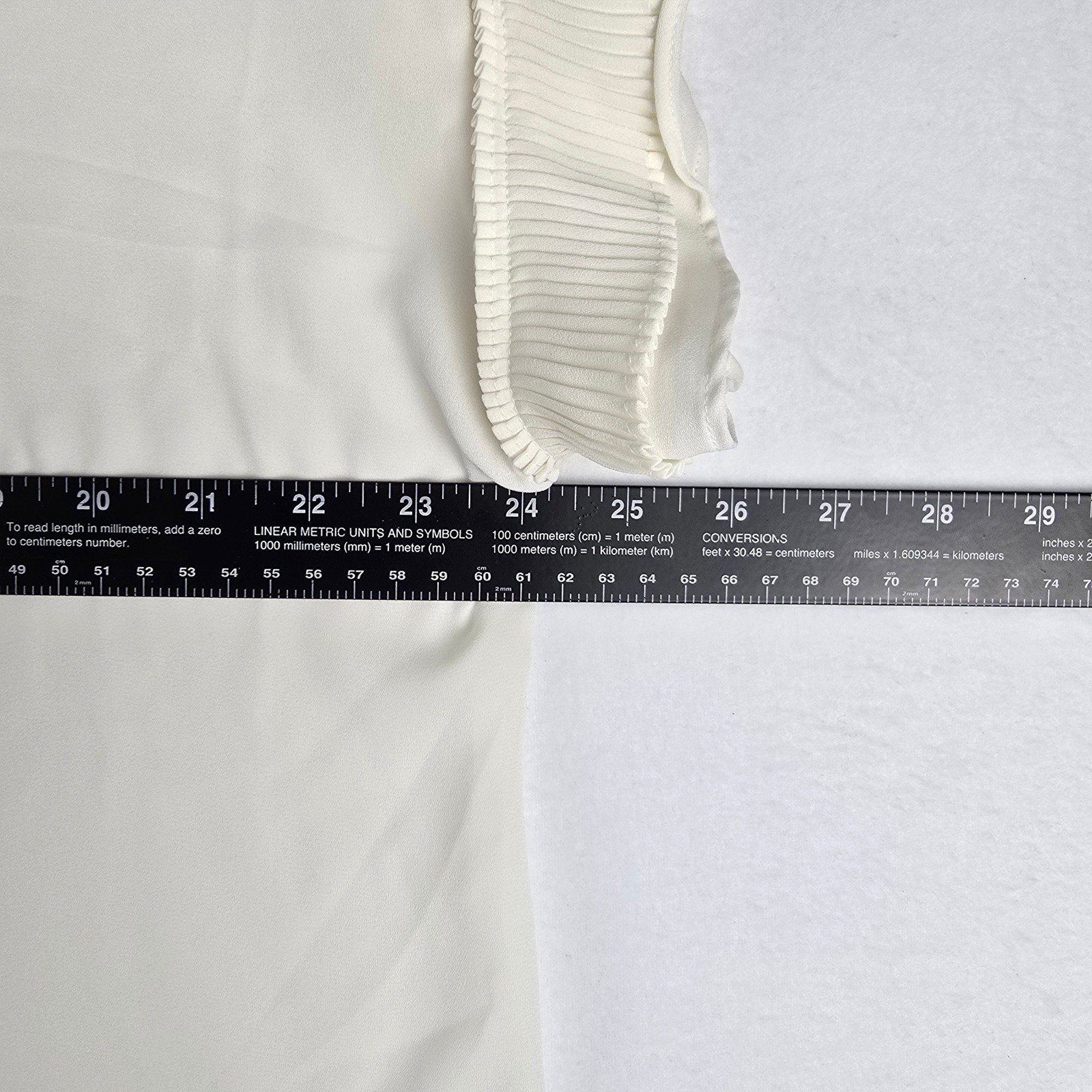 Worthington Pleated Ruffle Sleeve Blouse Women XXL Cream Round Neck Keyhole Back