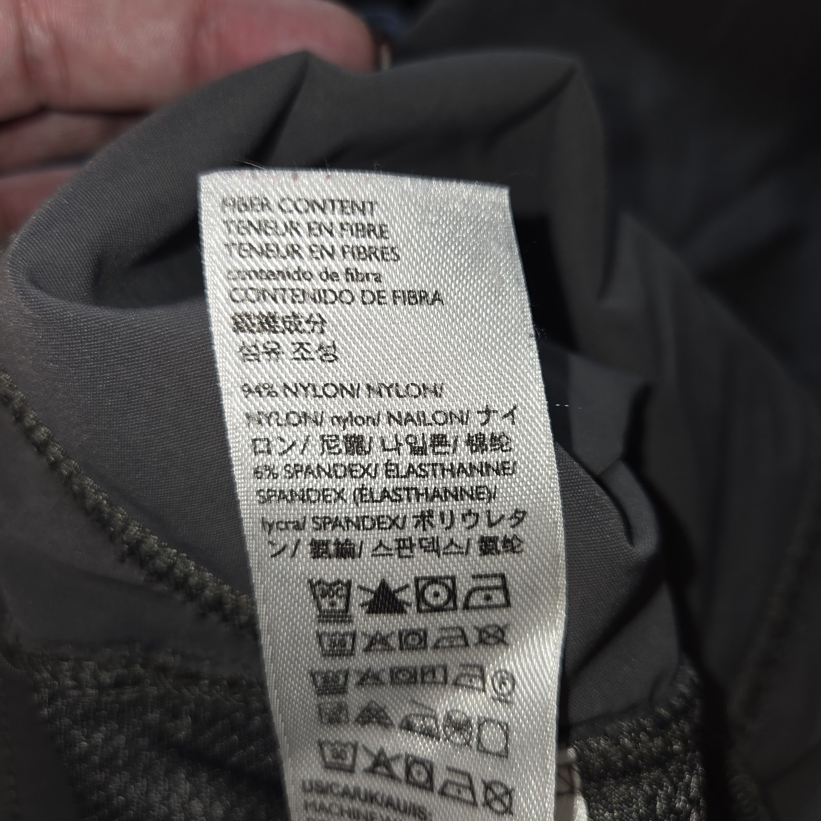 Eddie Bauer Rainier Capris Women’s 14 Gray Hiking Pants Utility C1061086