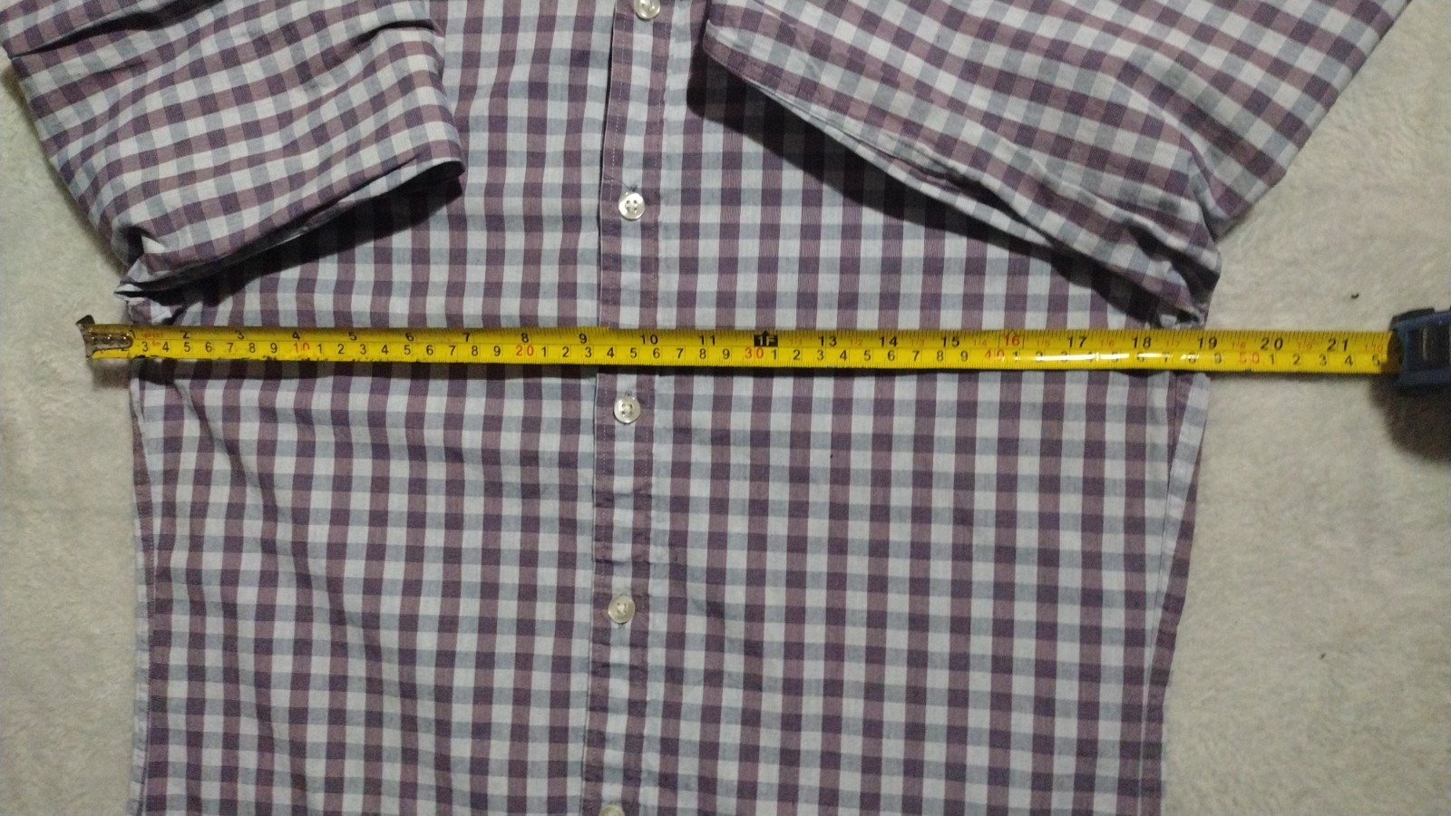Michael Kors Men’s Medium (M)Style: Slim Fit Long-Sleeve Button-Down…