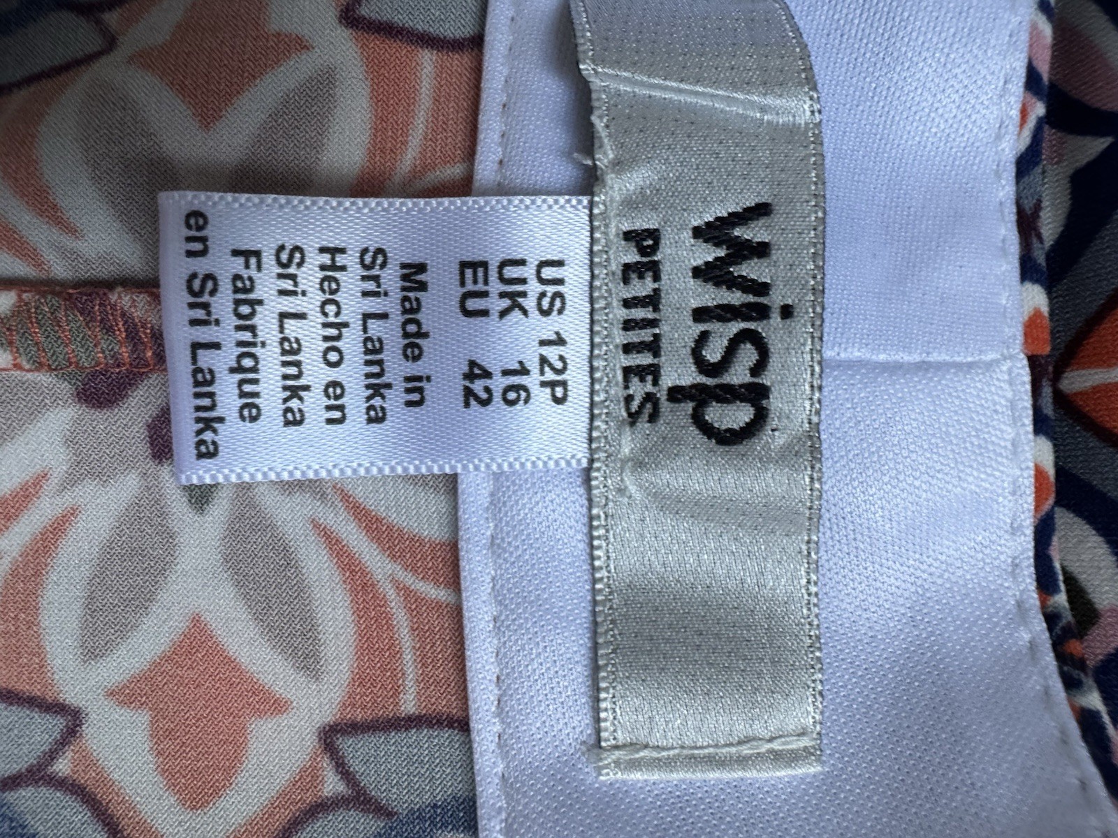 M&Co Women’s Petites 12P A-Line Knee Length Floral V-Neck Dress Trim