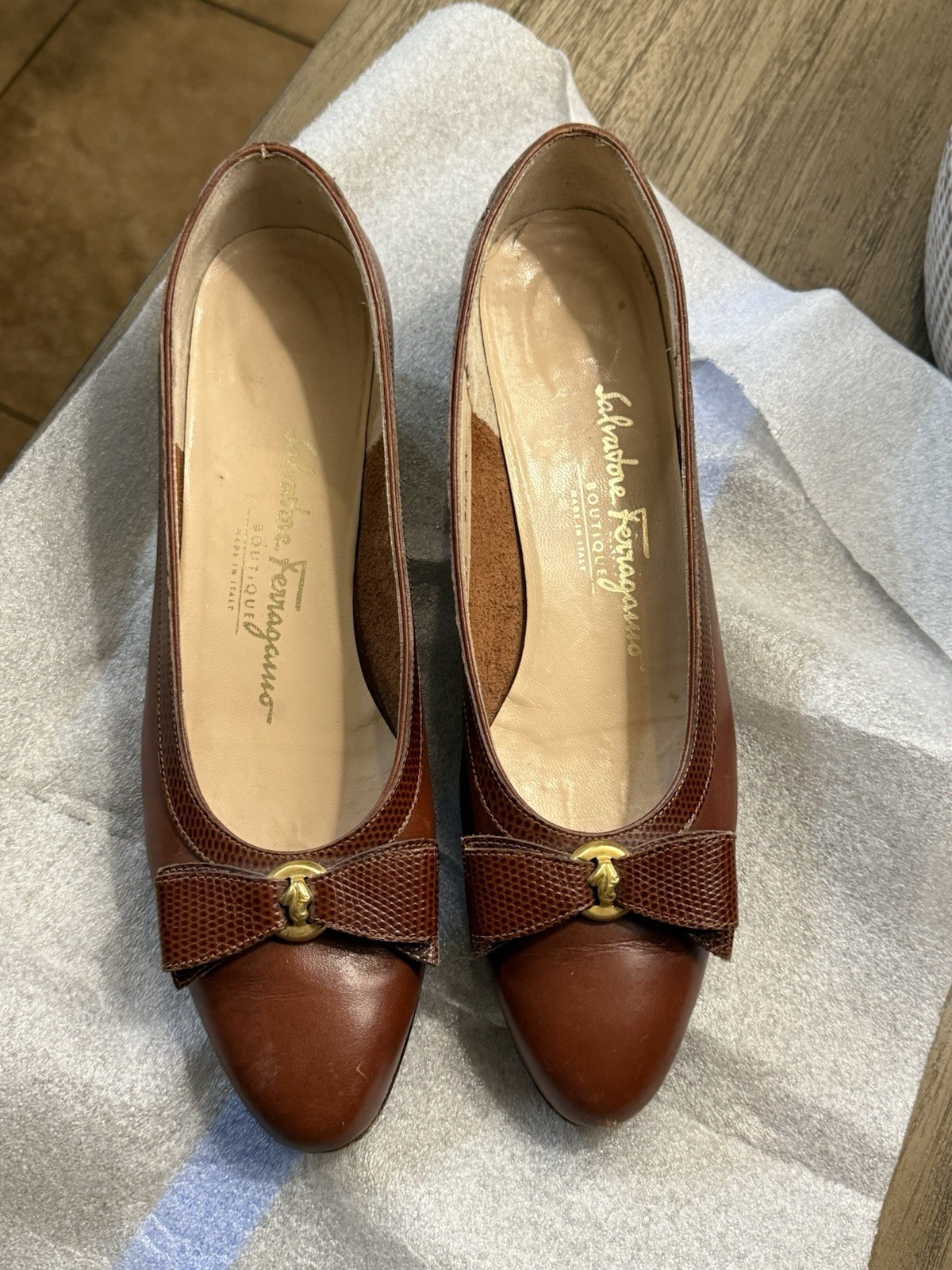 Ferragamo Brown Pump