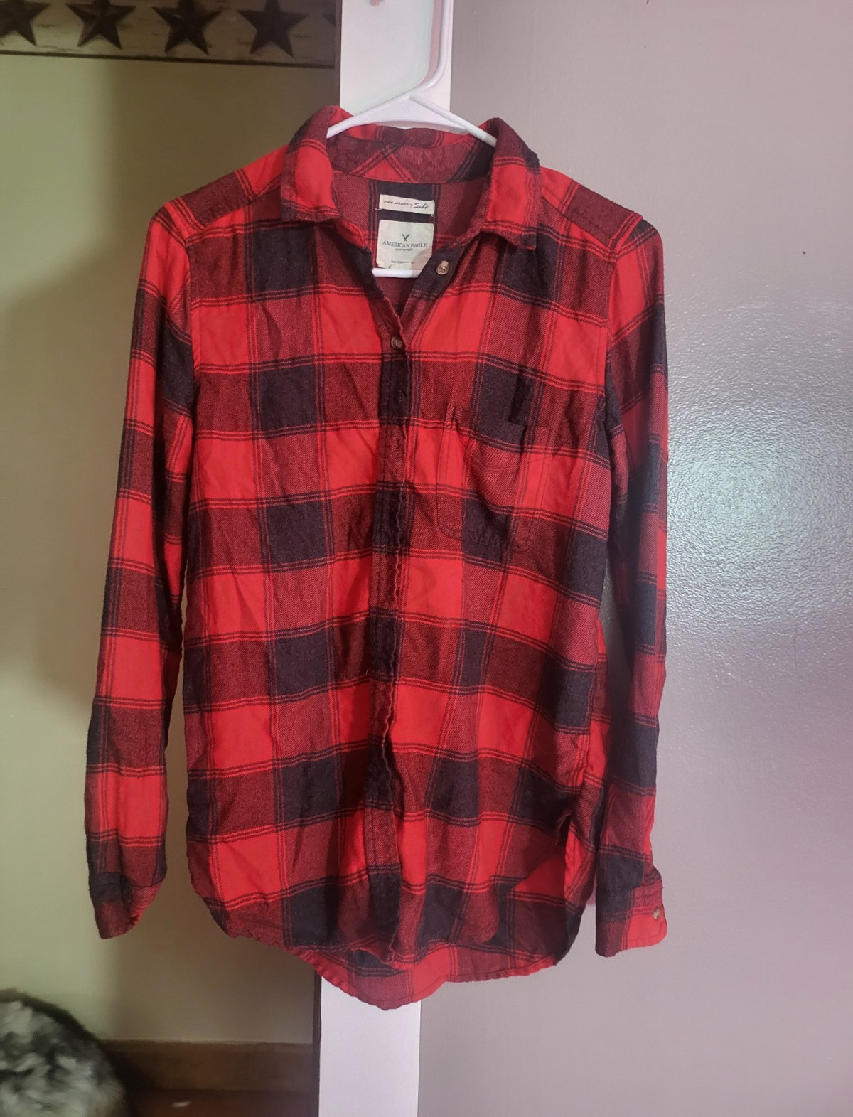 American Eagle Outfitters Red/Black Plaid Flannel Button-Up Shirt Pockets XS
