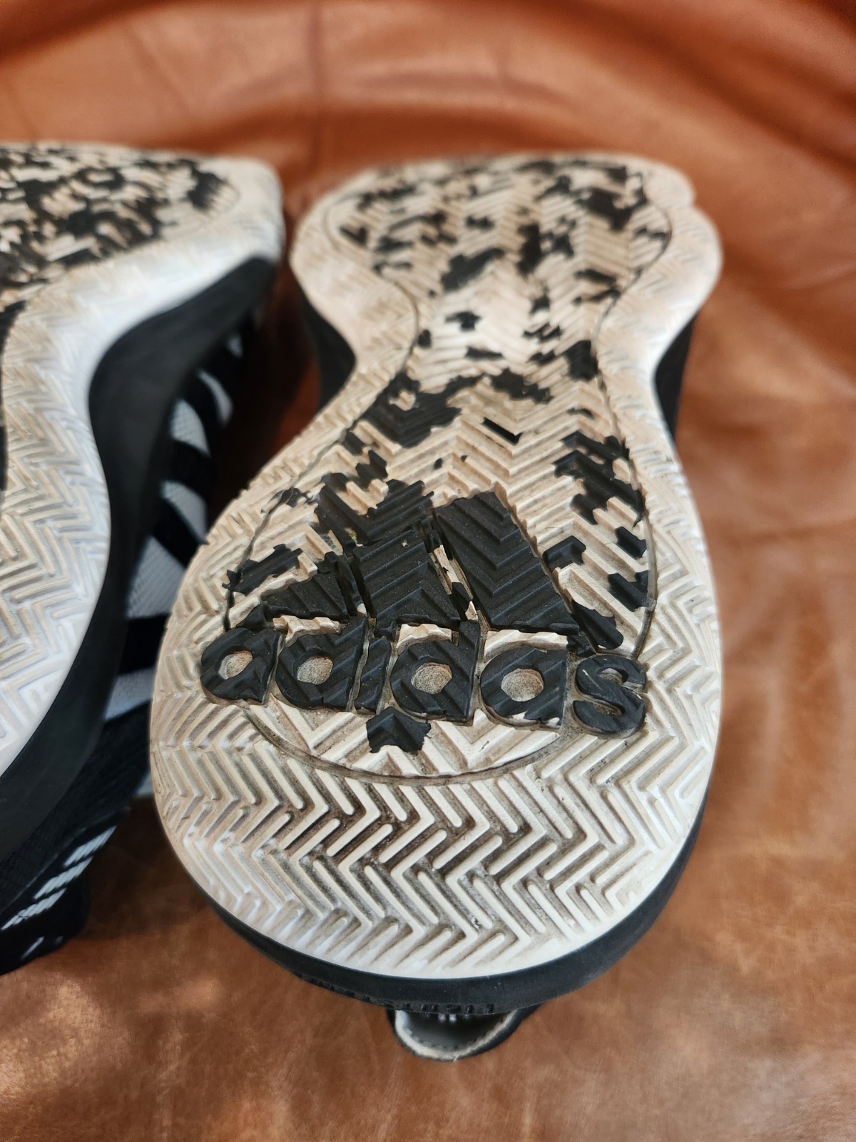 Adidas Dame 6 Core Black White Hecklers Get Dealt With EXCELLENT CONDITION M 9.5